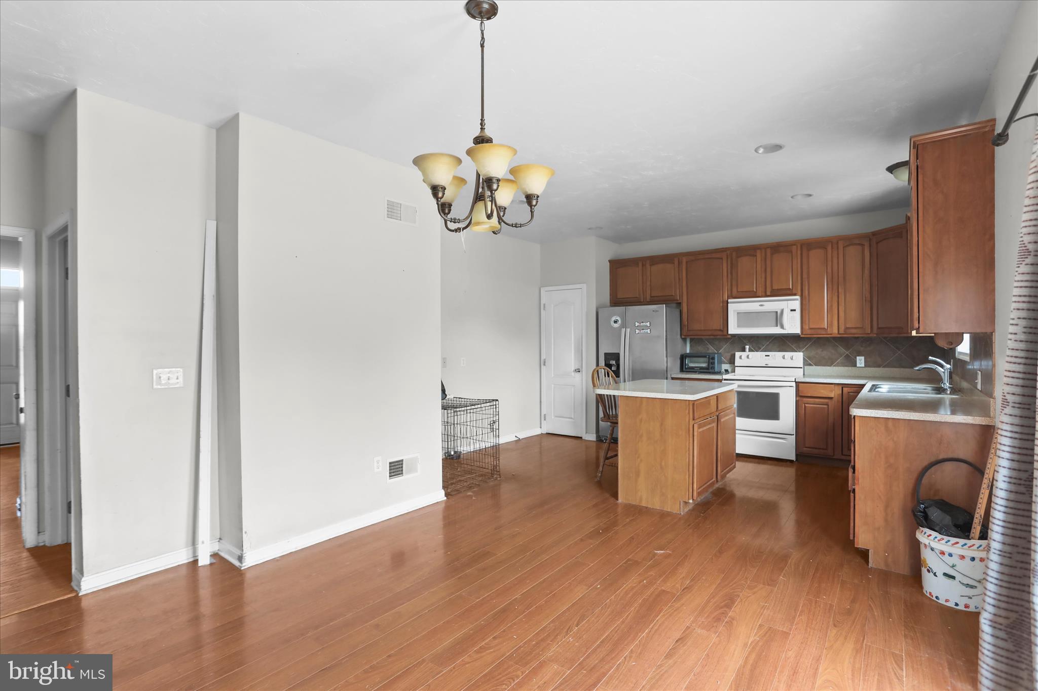 CEDAR RIDGE - Residential