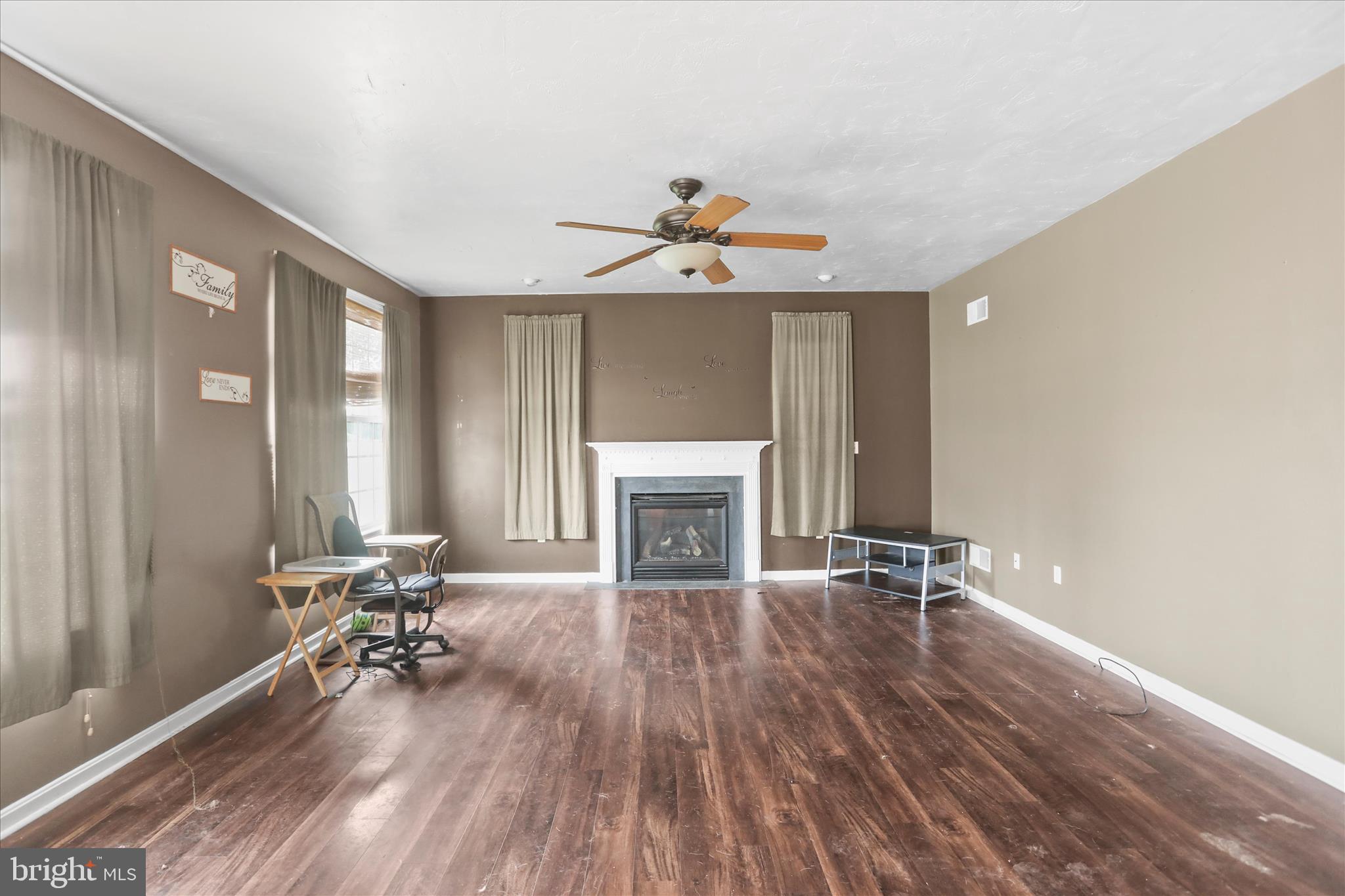 CEDAR RIDGE - Residential