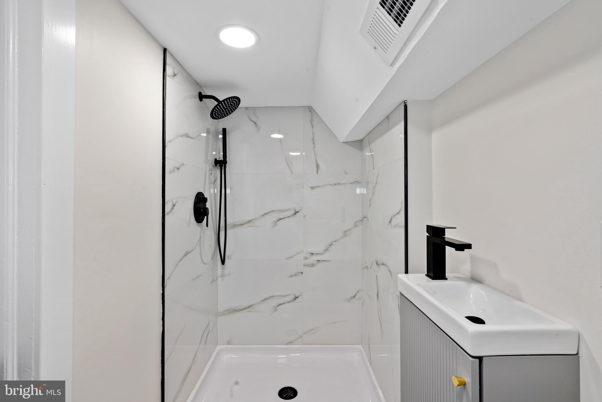 MT AIRY - Residential