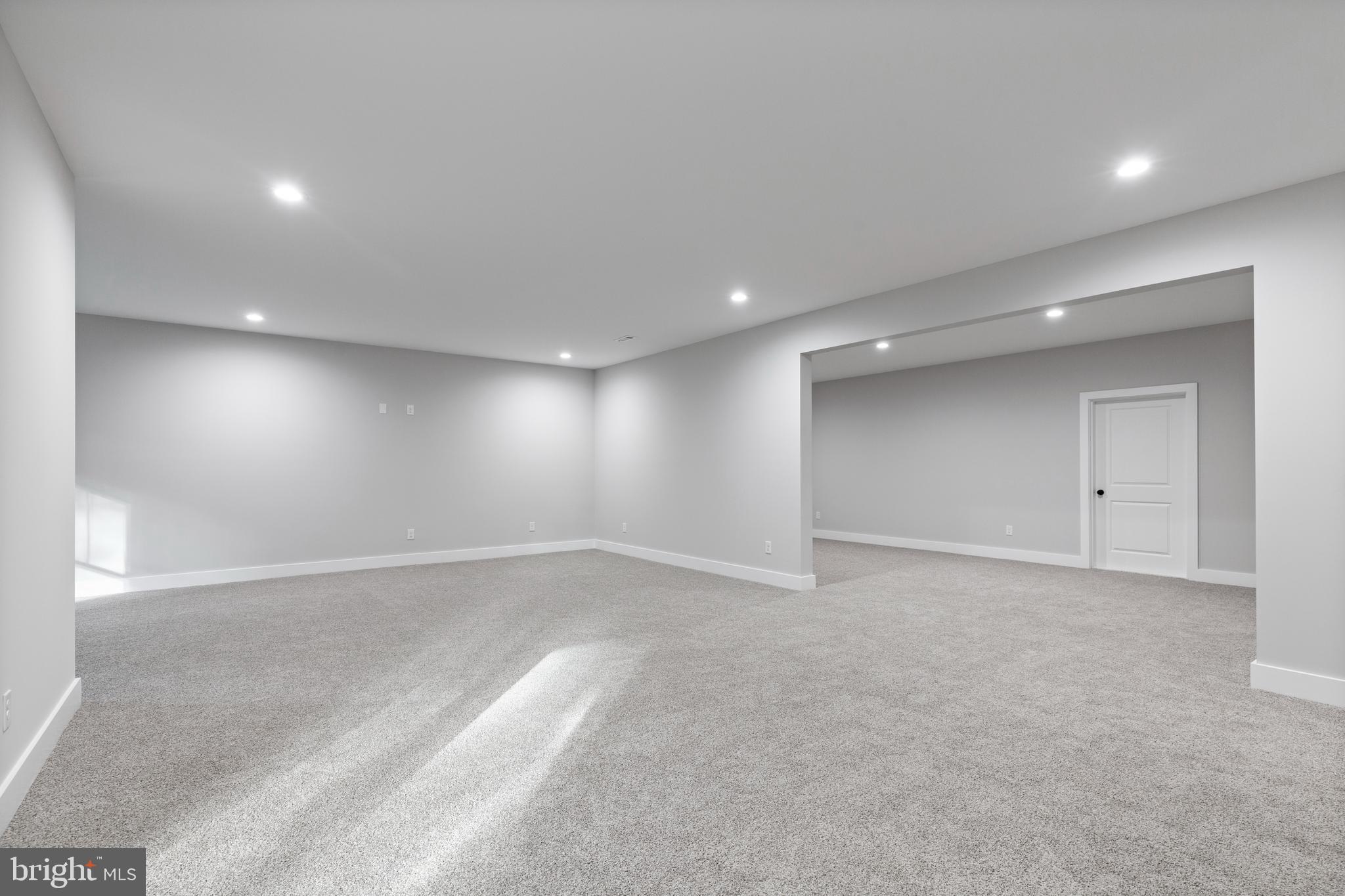 PAMUNKEY POINT - Residential