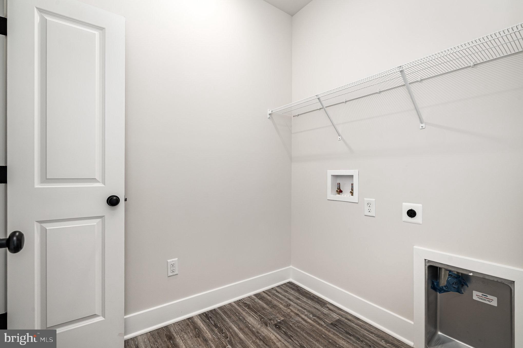 PAMUNKEY POINT - Residential