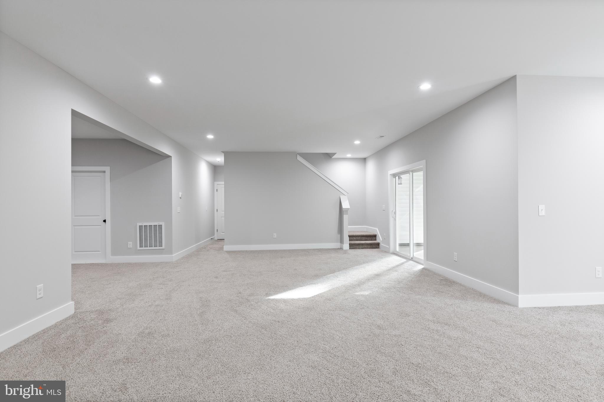 PAMUNKEY POINT - Residential