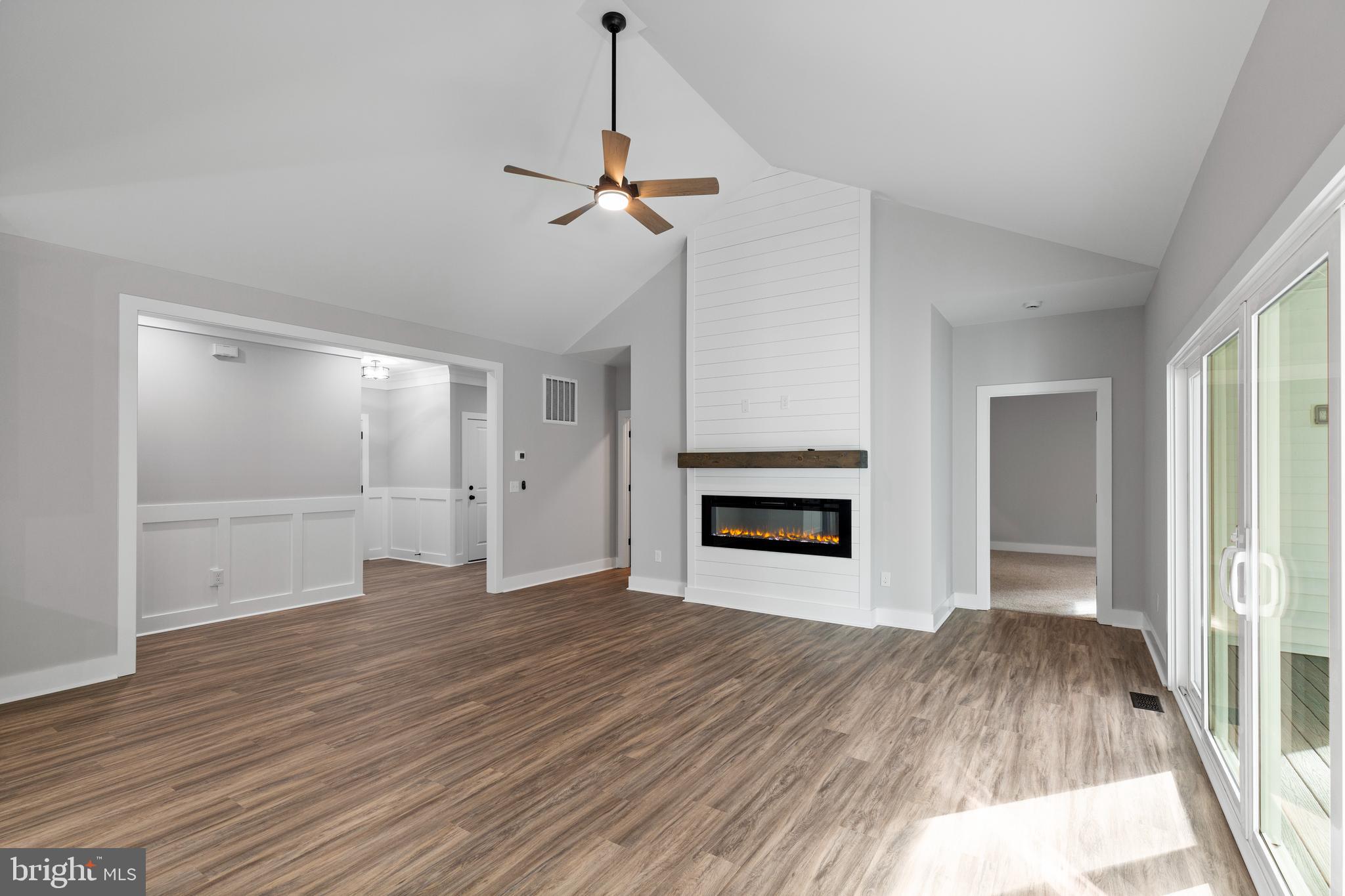 PAMUNKEY POINT - Residential