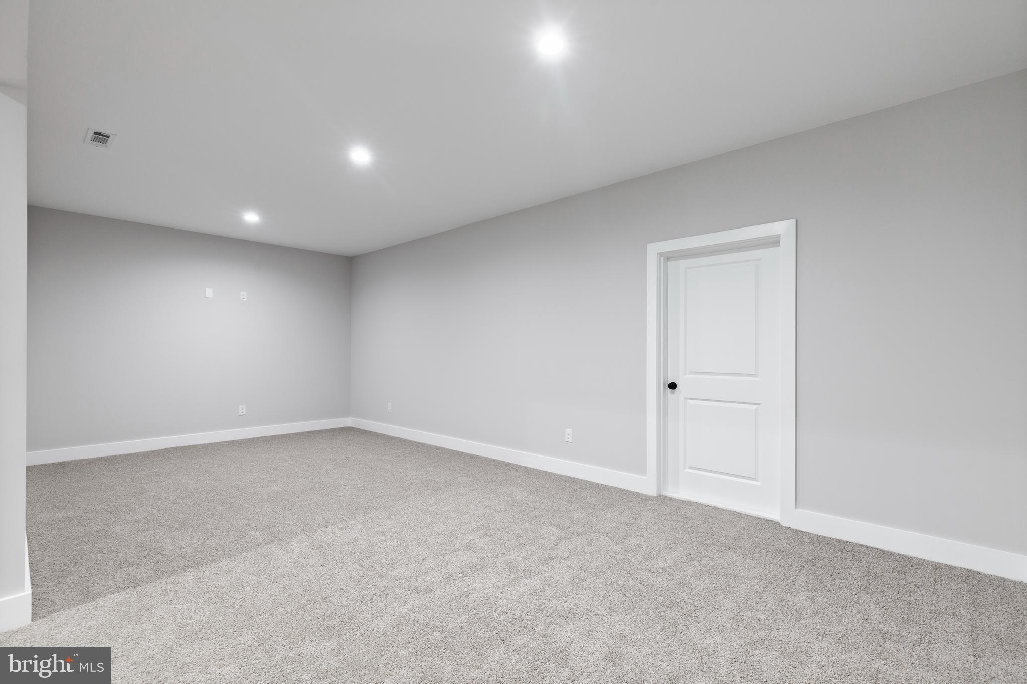 PAMUNKEY POINT - Residential