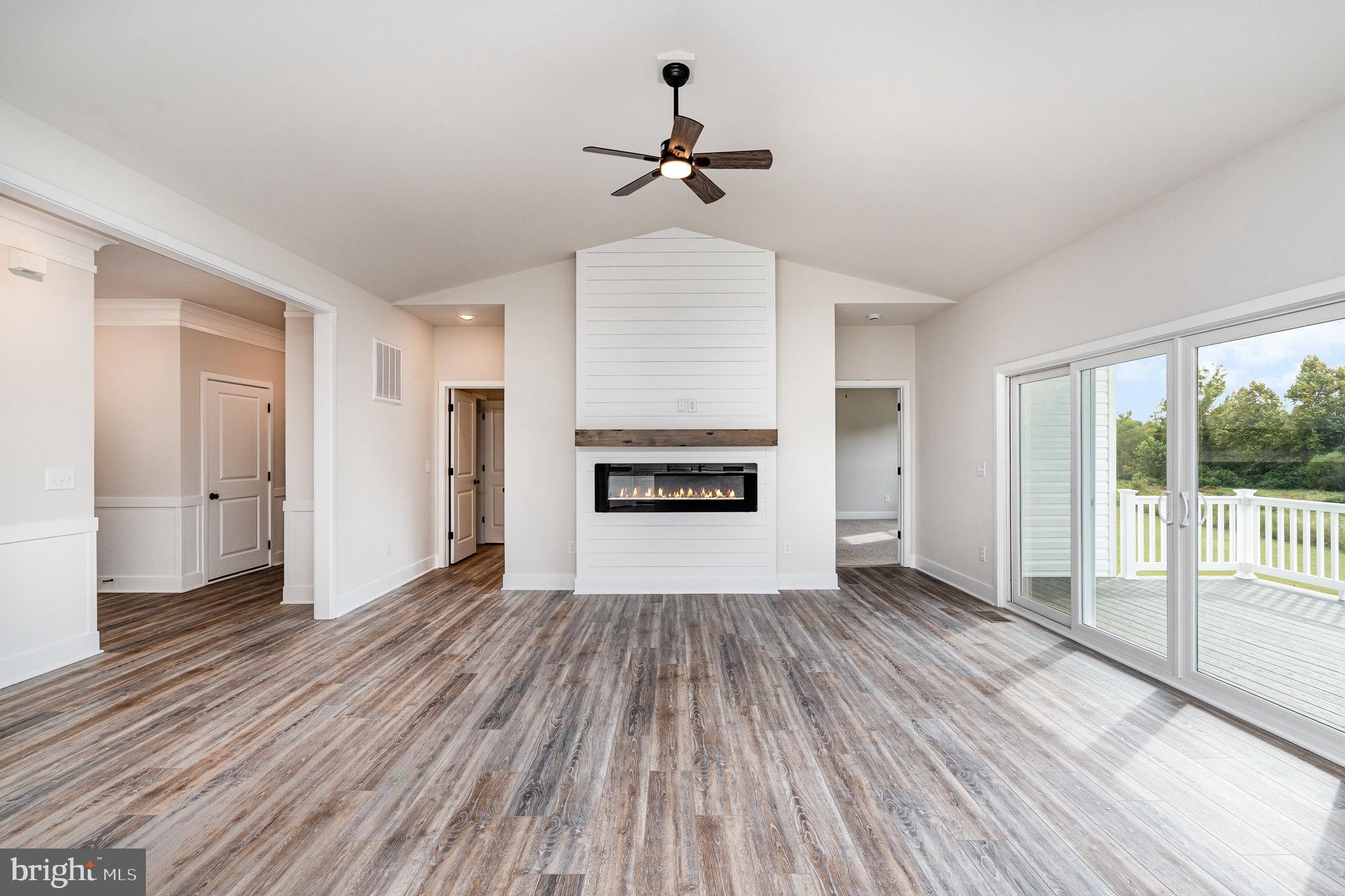 PAMUNKEY POINT - Residential