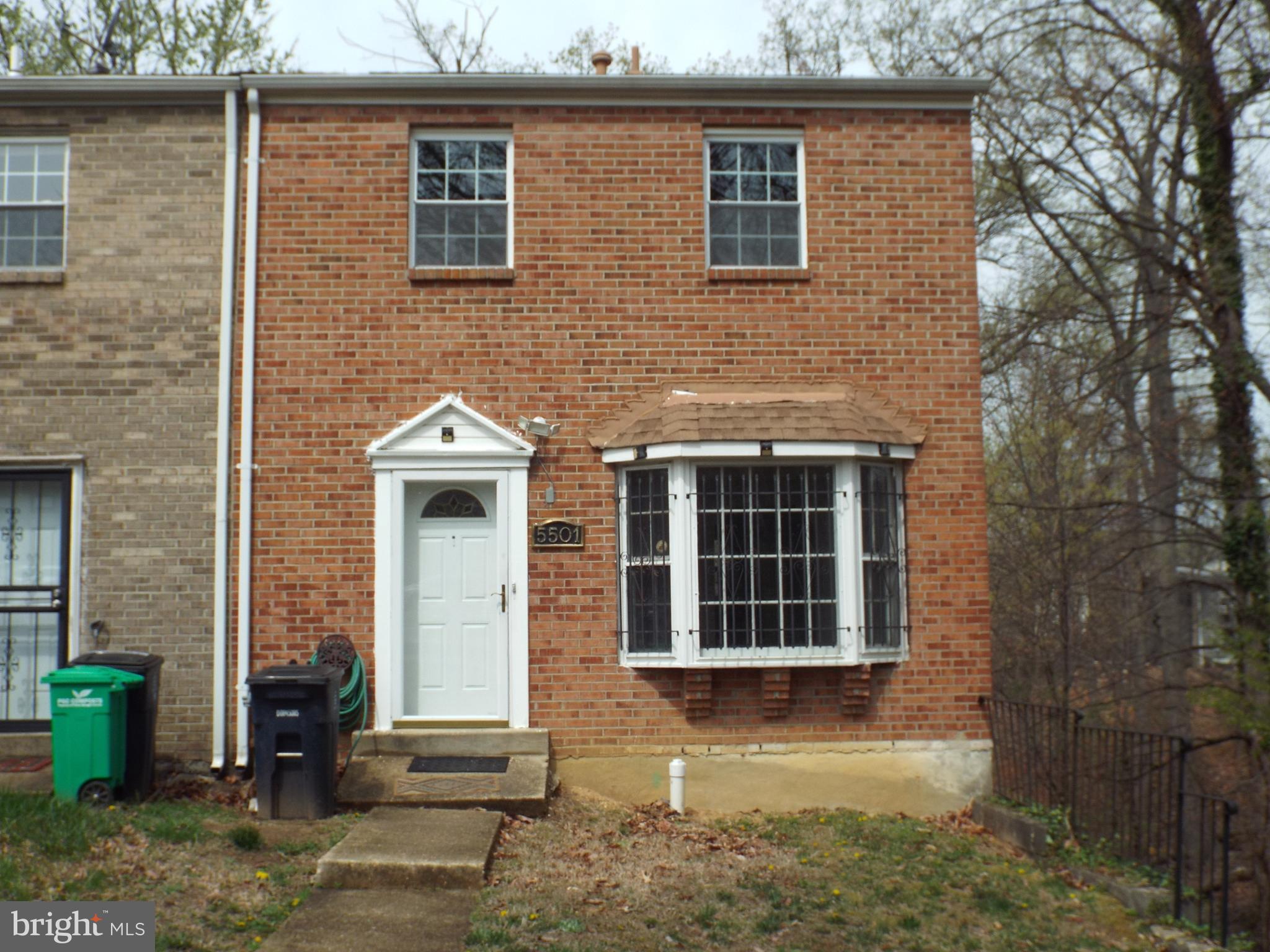 ROLLINSDALE - Residential Lease