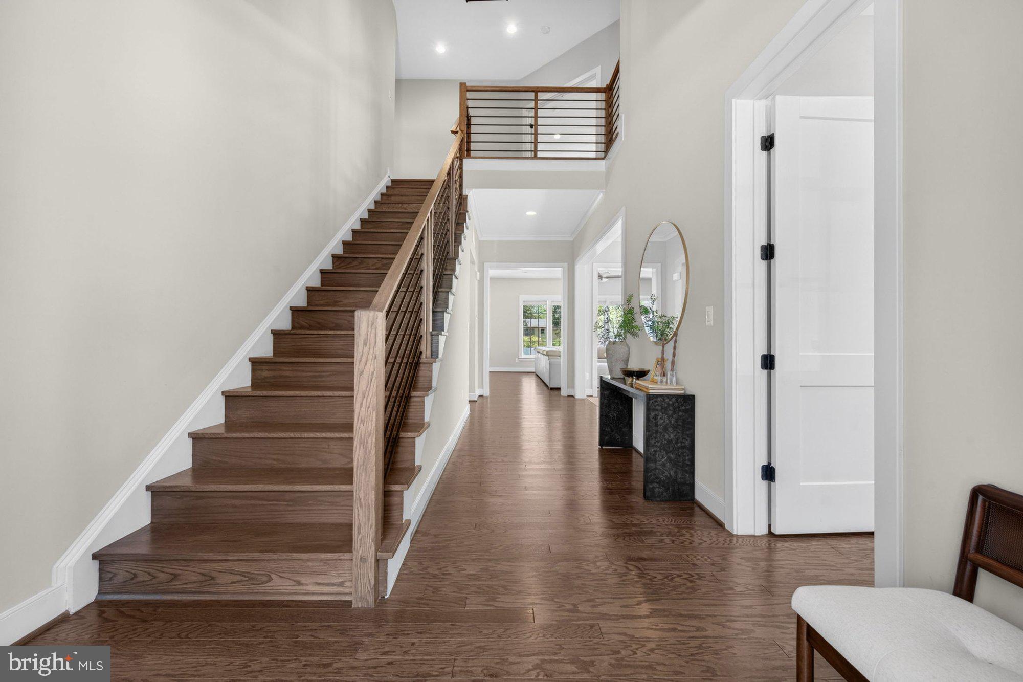 VIENNA WOODS - Residential