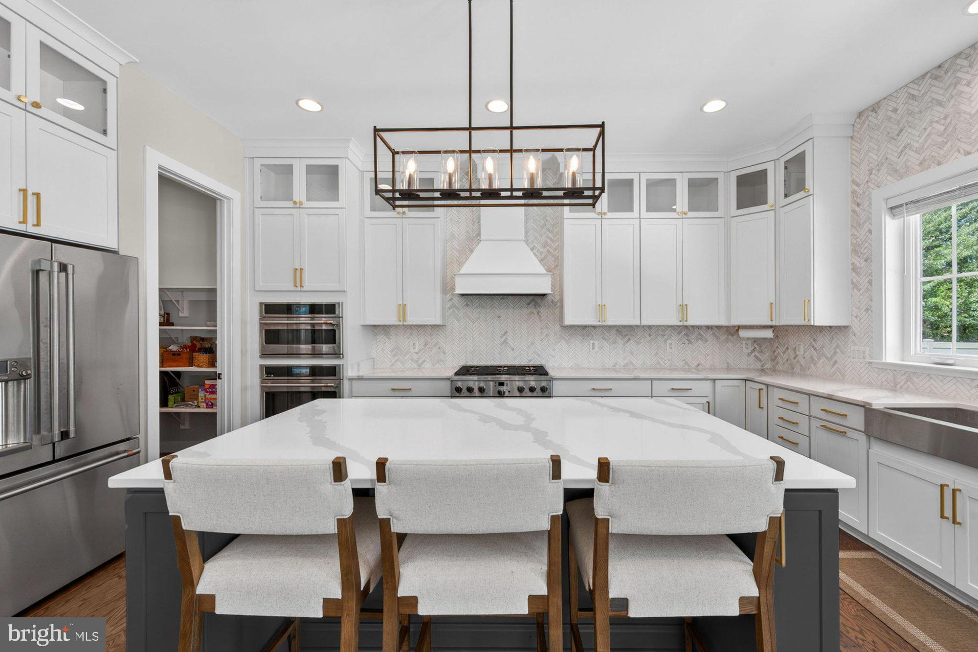 VIENNA WOODS - Residential