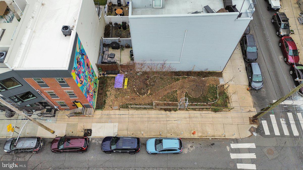 NORTHERN LIBERTIES - Land
