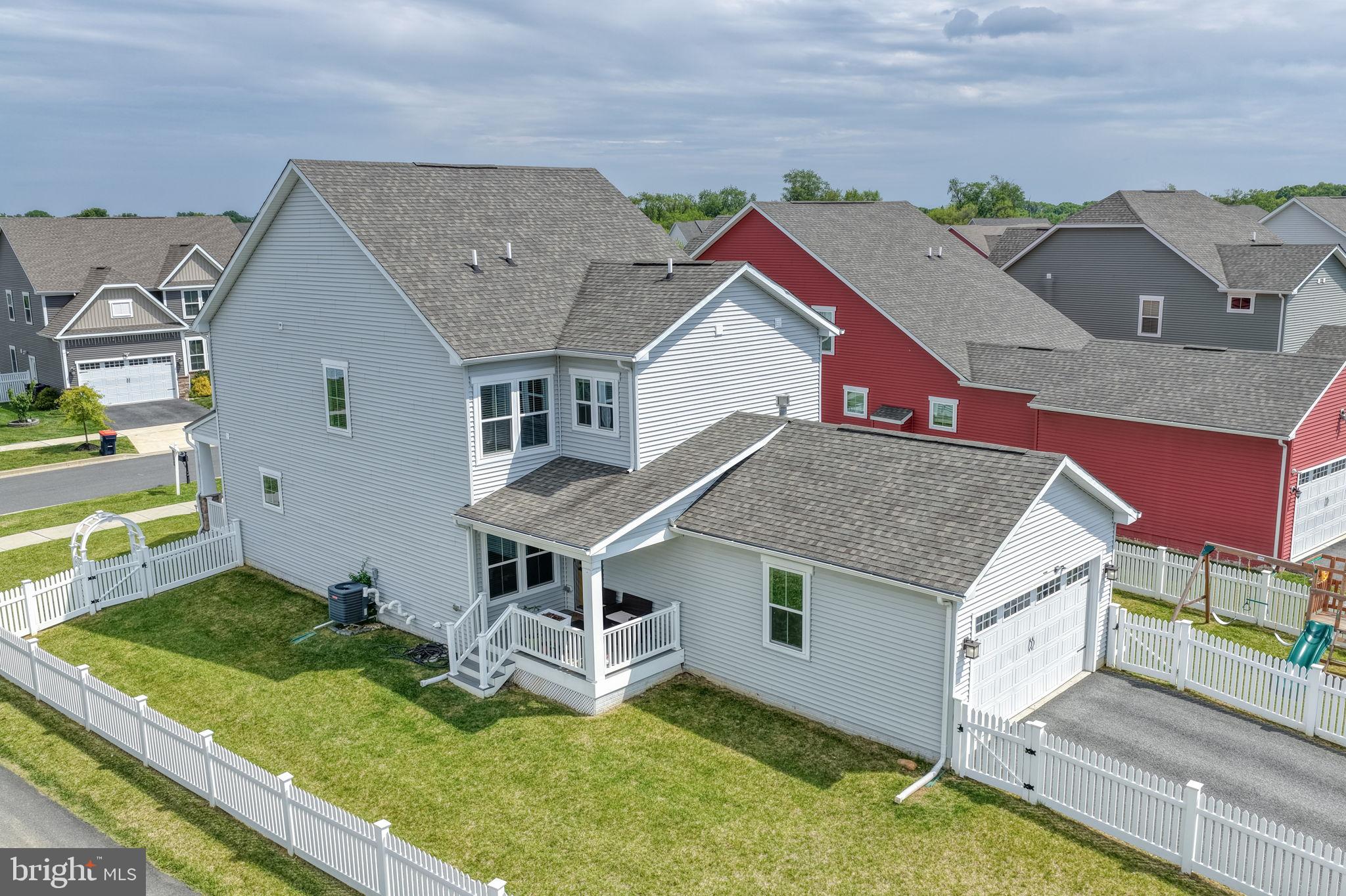 PARKSIDE - Residential