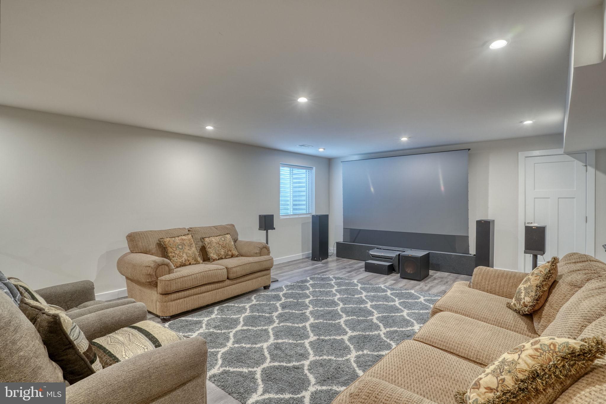 PARKSIDE - Residential