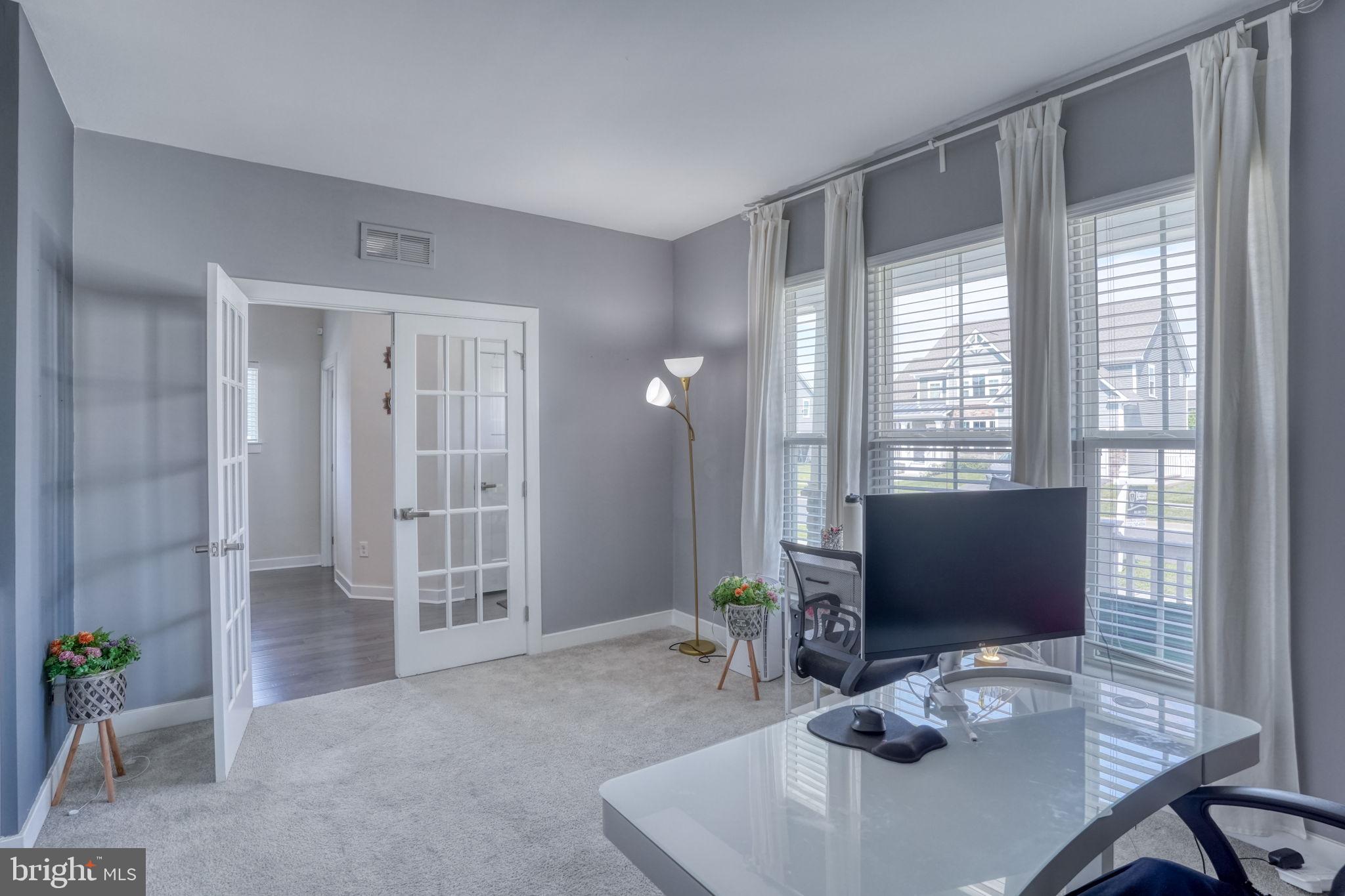 PARKSIDE - Residential