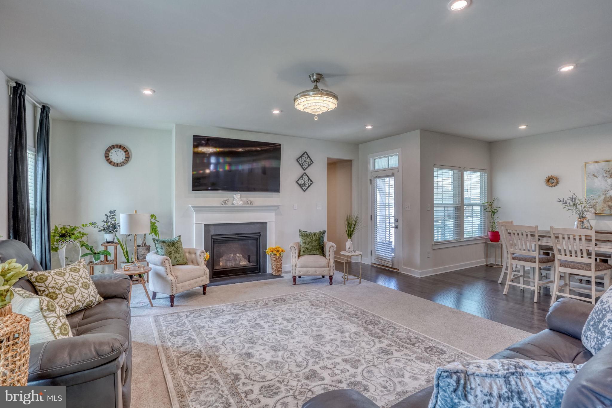 PARKSIDE - Residential