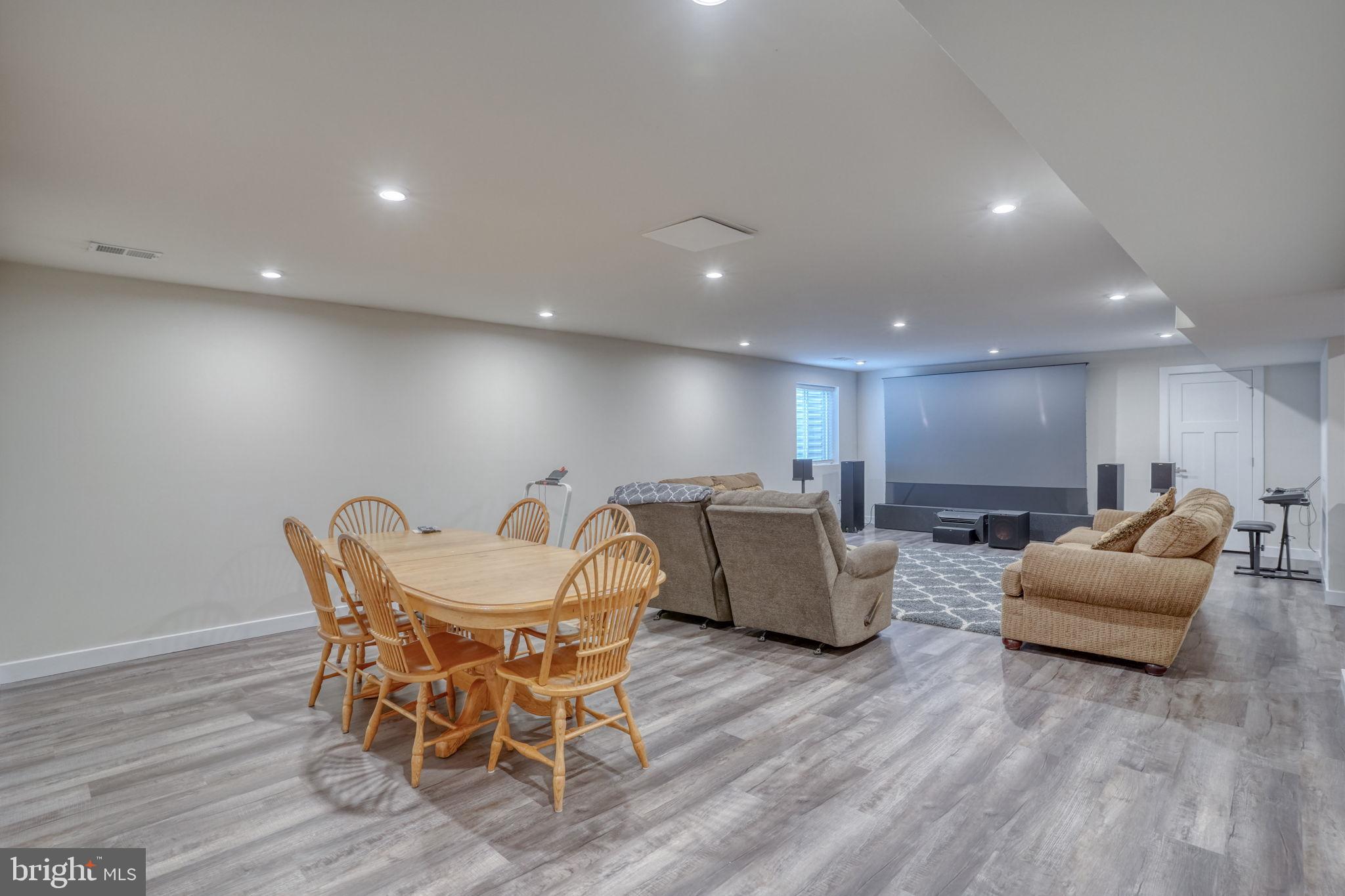 PARKSIDE - Residential