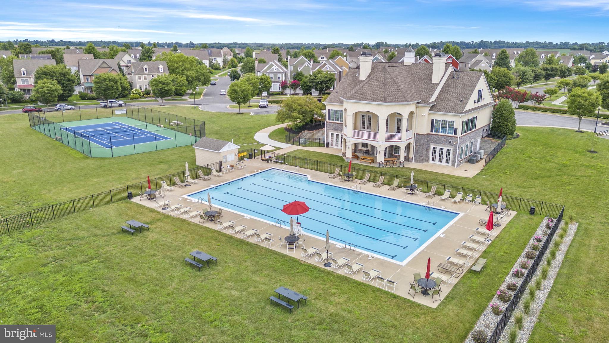 PARKSIDE - Residential