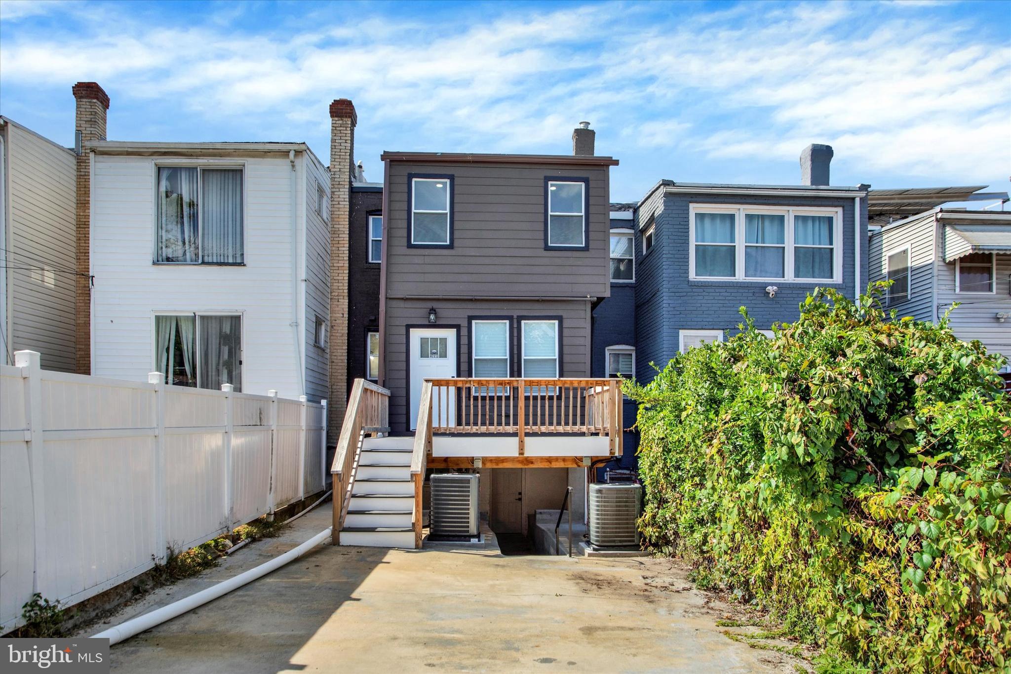 PETWORTH - Residential