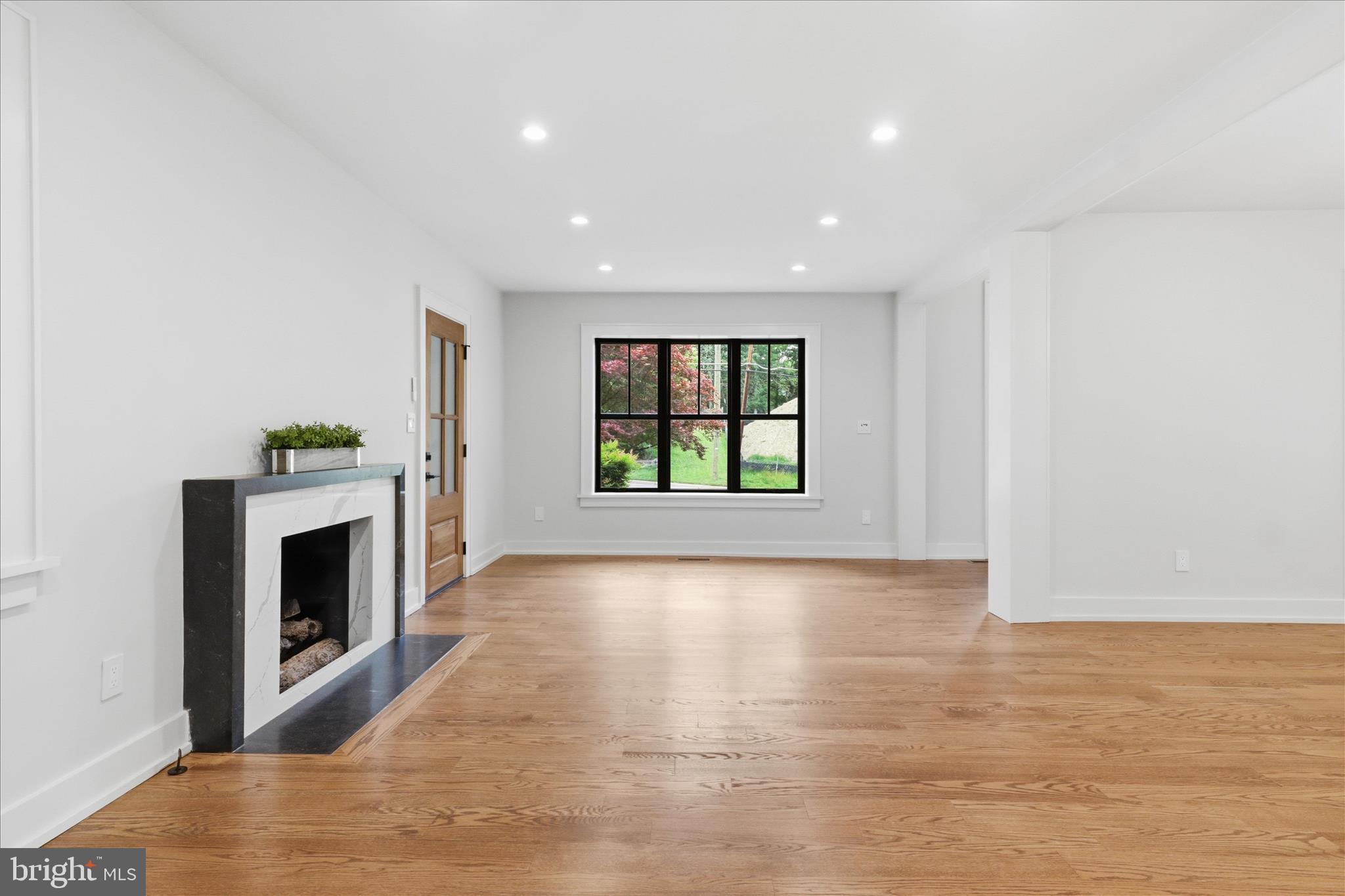 CHESTERBROOK WOODS - Residential