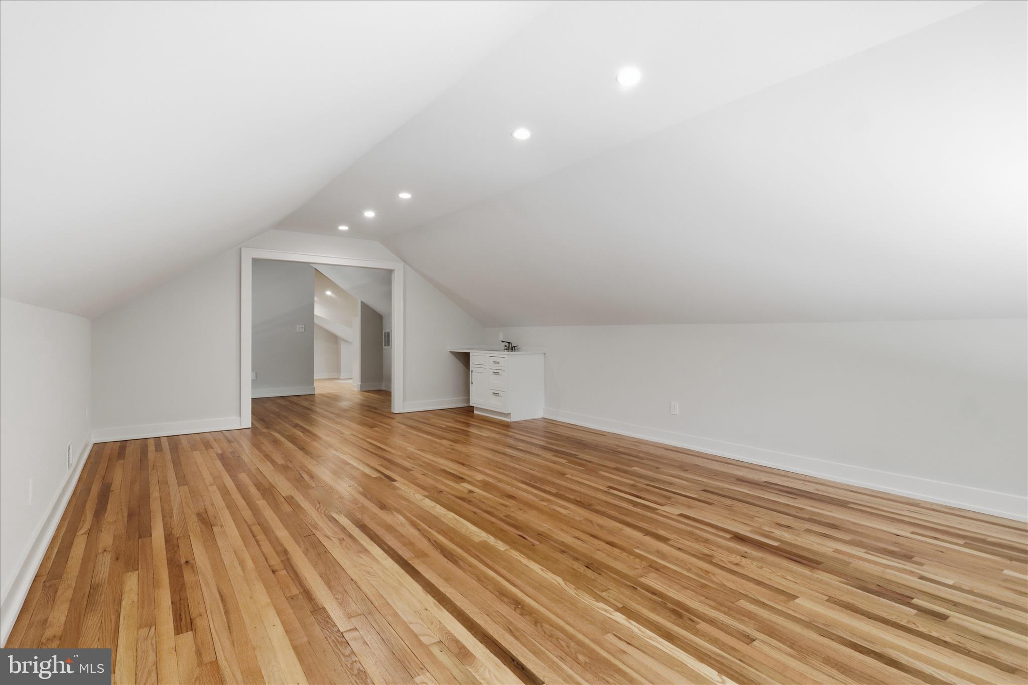 CHESTERBROOK WOODS - Residential