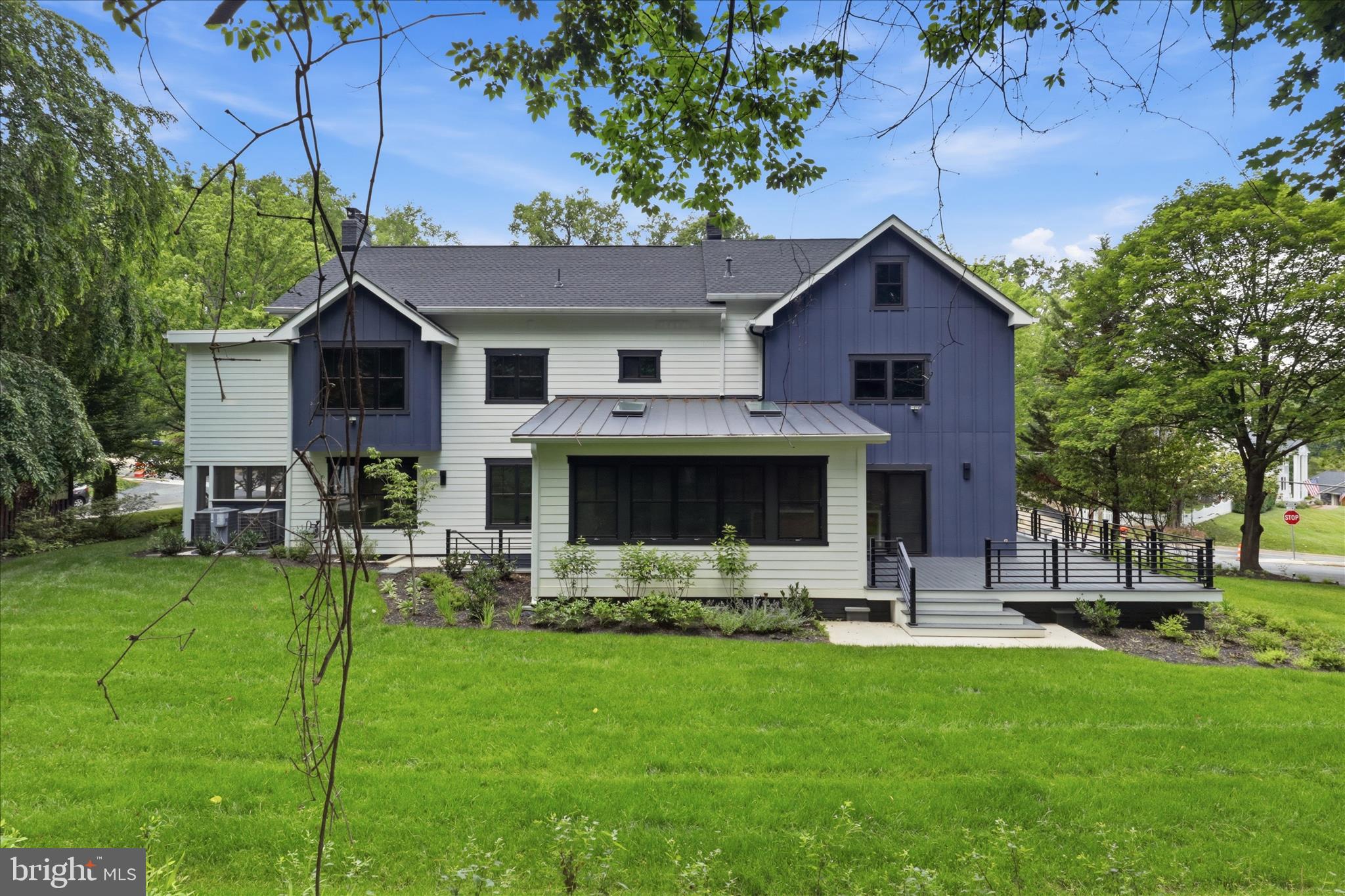 CHESTERBROOK WOODS - Residential