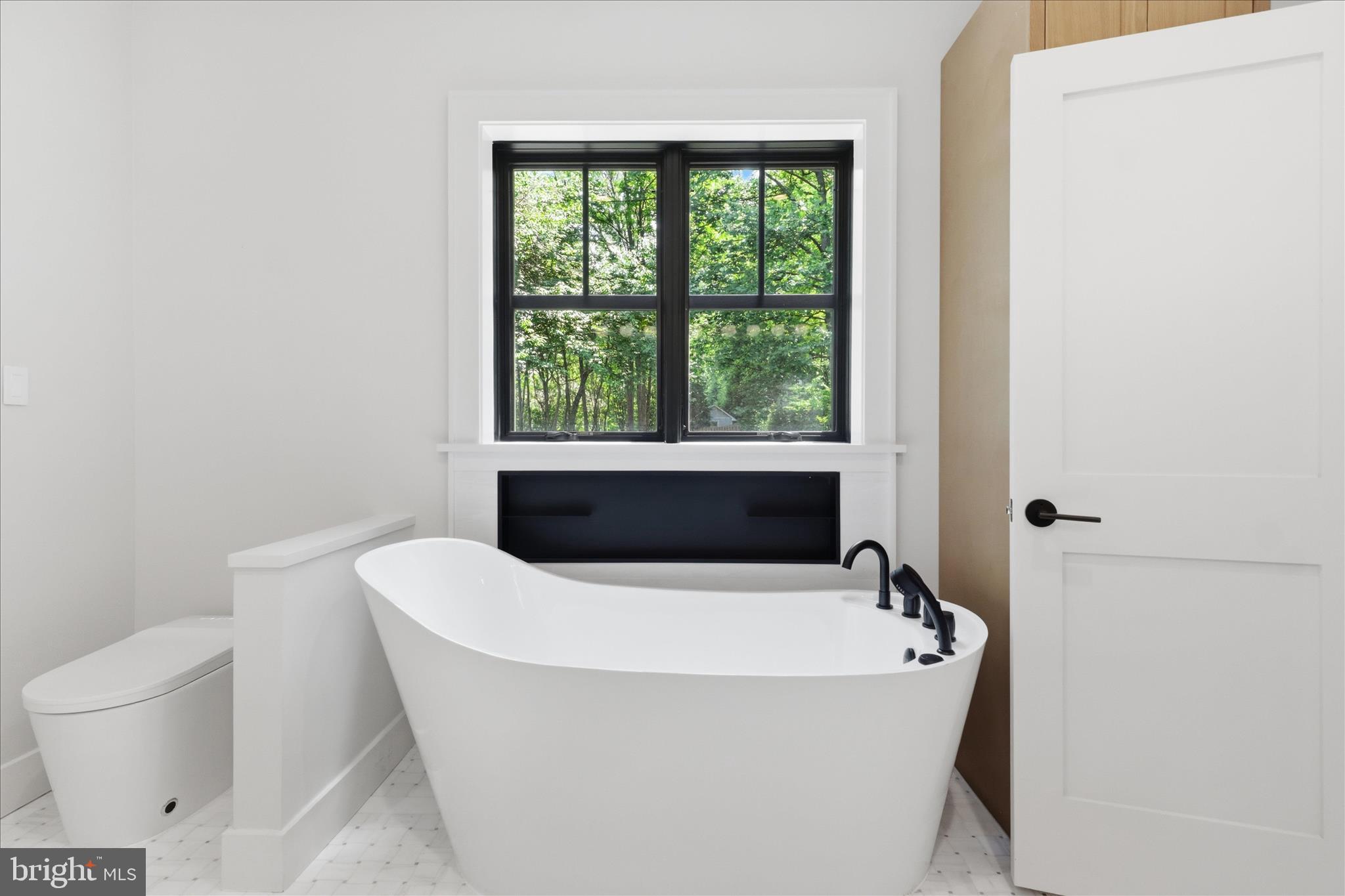 CHESTERBROOK WOODS - Residential