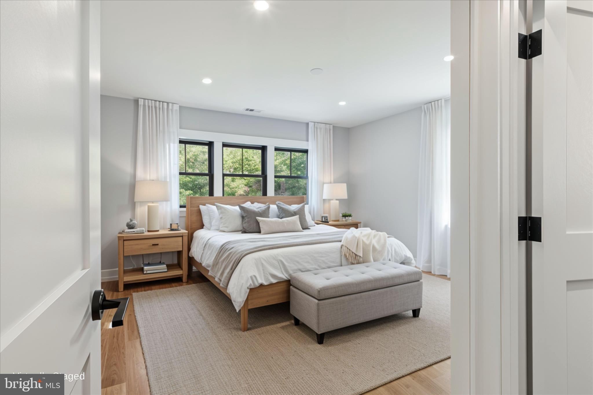 CHESTERBROOK WOODS - Residential