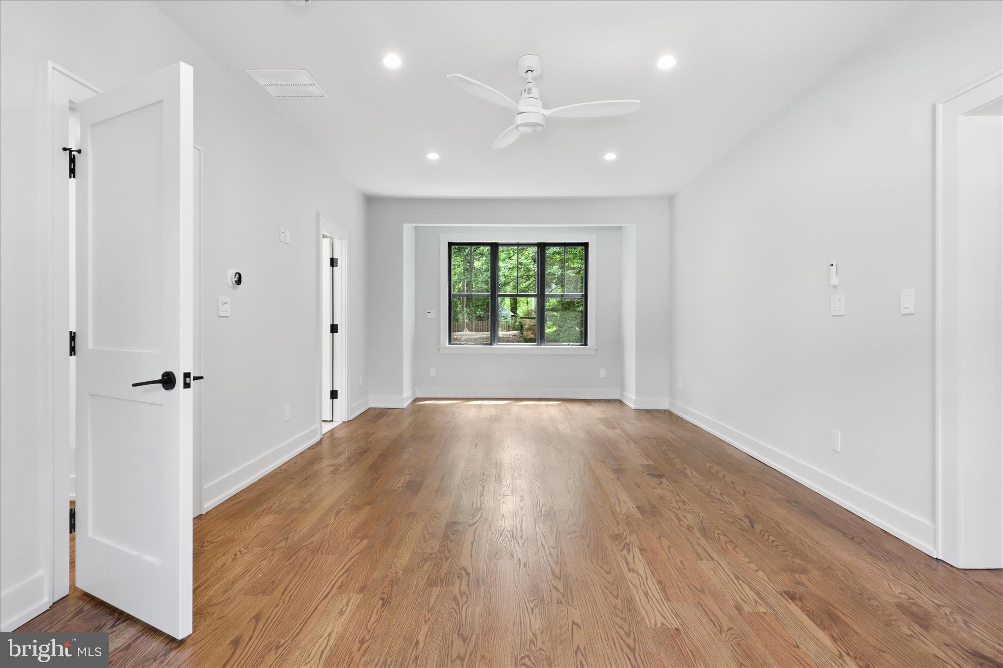 CHESTERBROOK WOODS - Residential