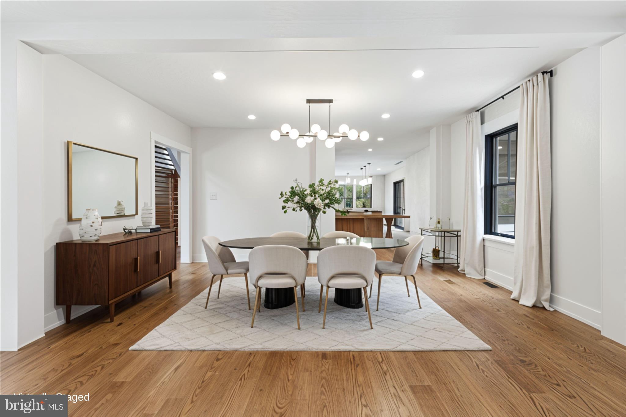 CHESTERBROOK WOODS - Residential
