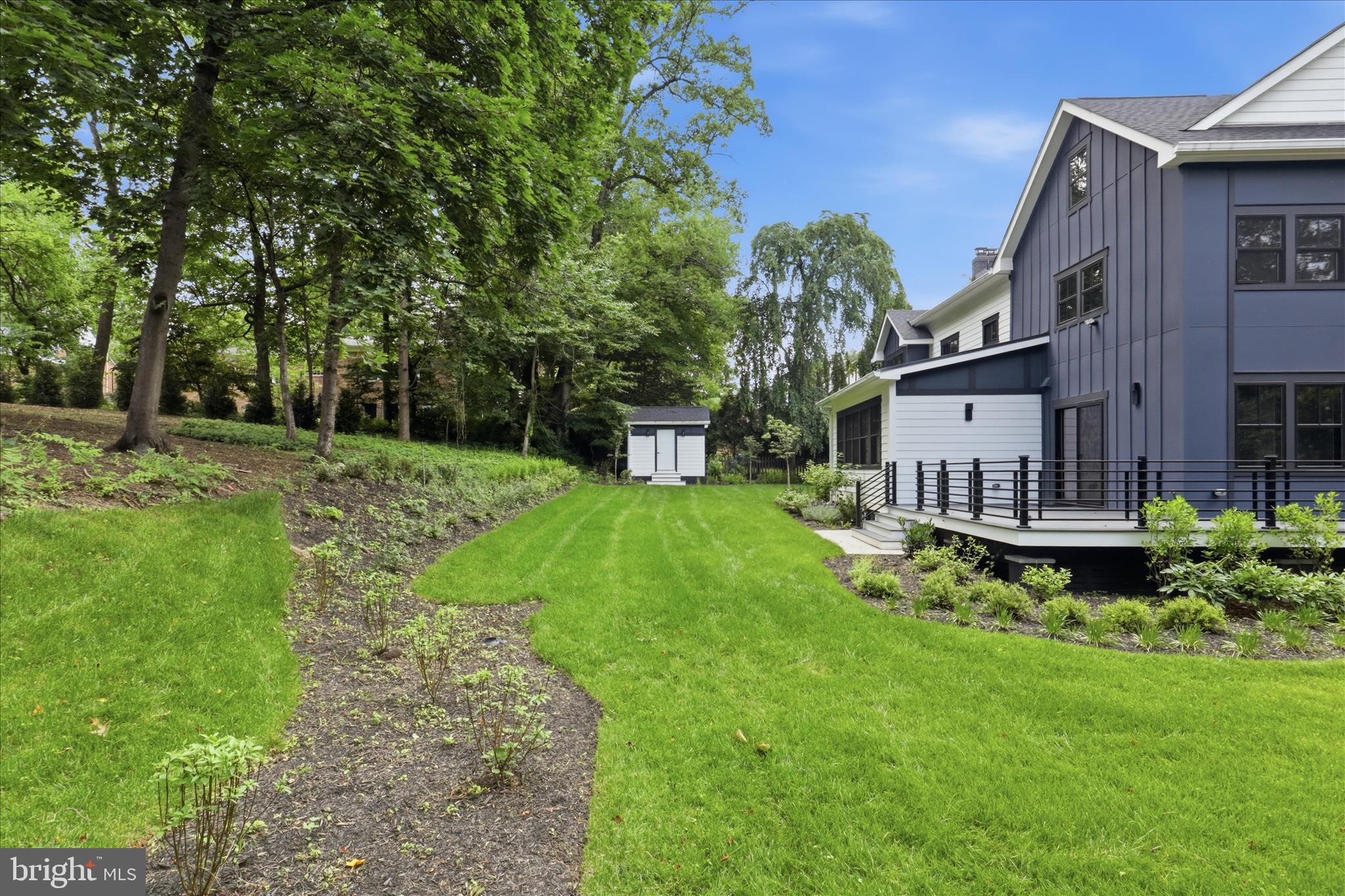 CHESTERBROOK WOODS - Residential