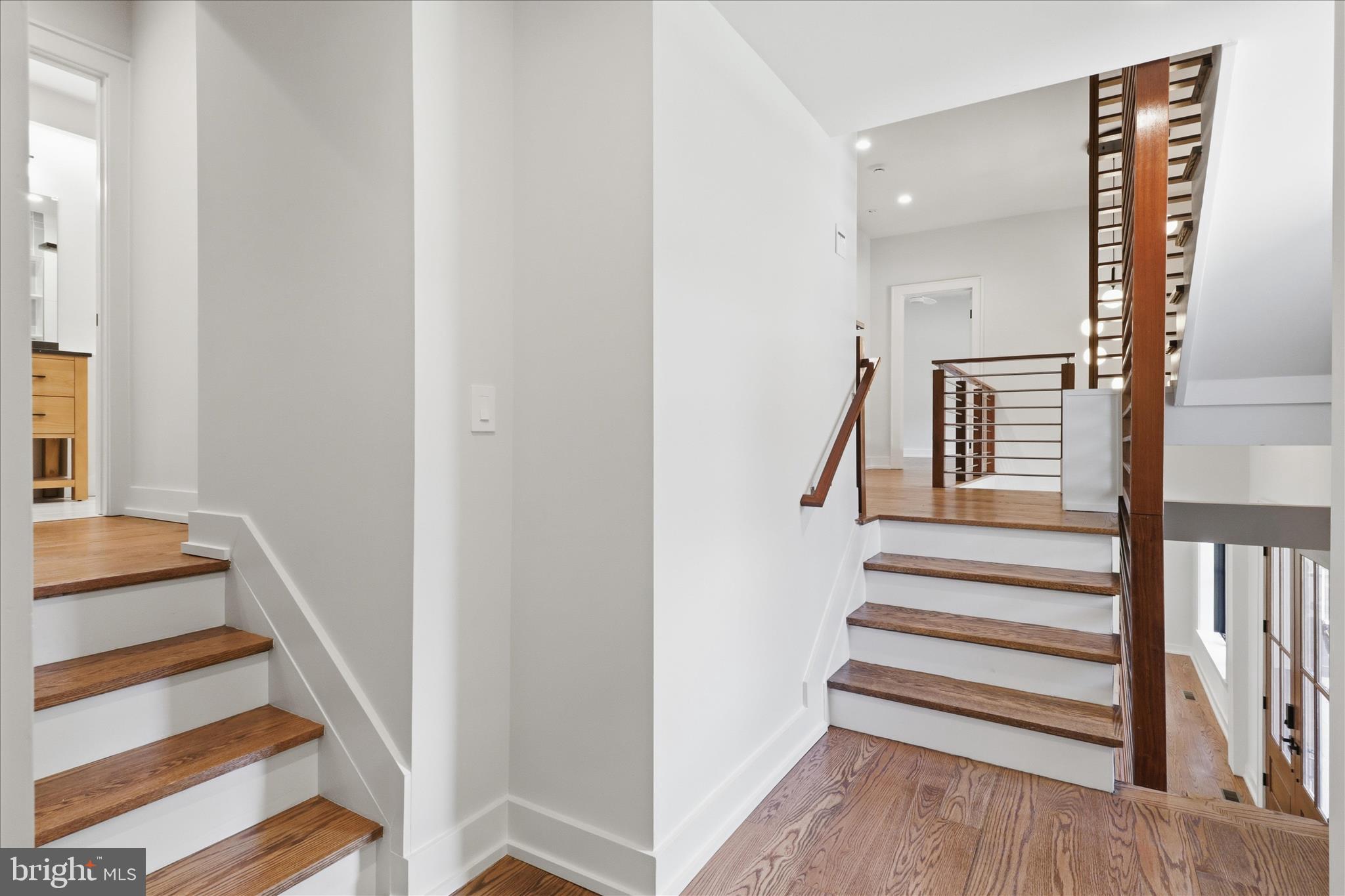 CHESTERBROOK WOODS - Residential