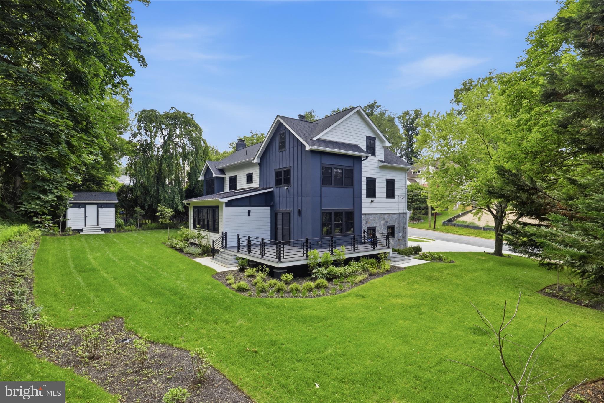 CHESTERBROOK WOODS - Residential