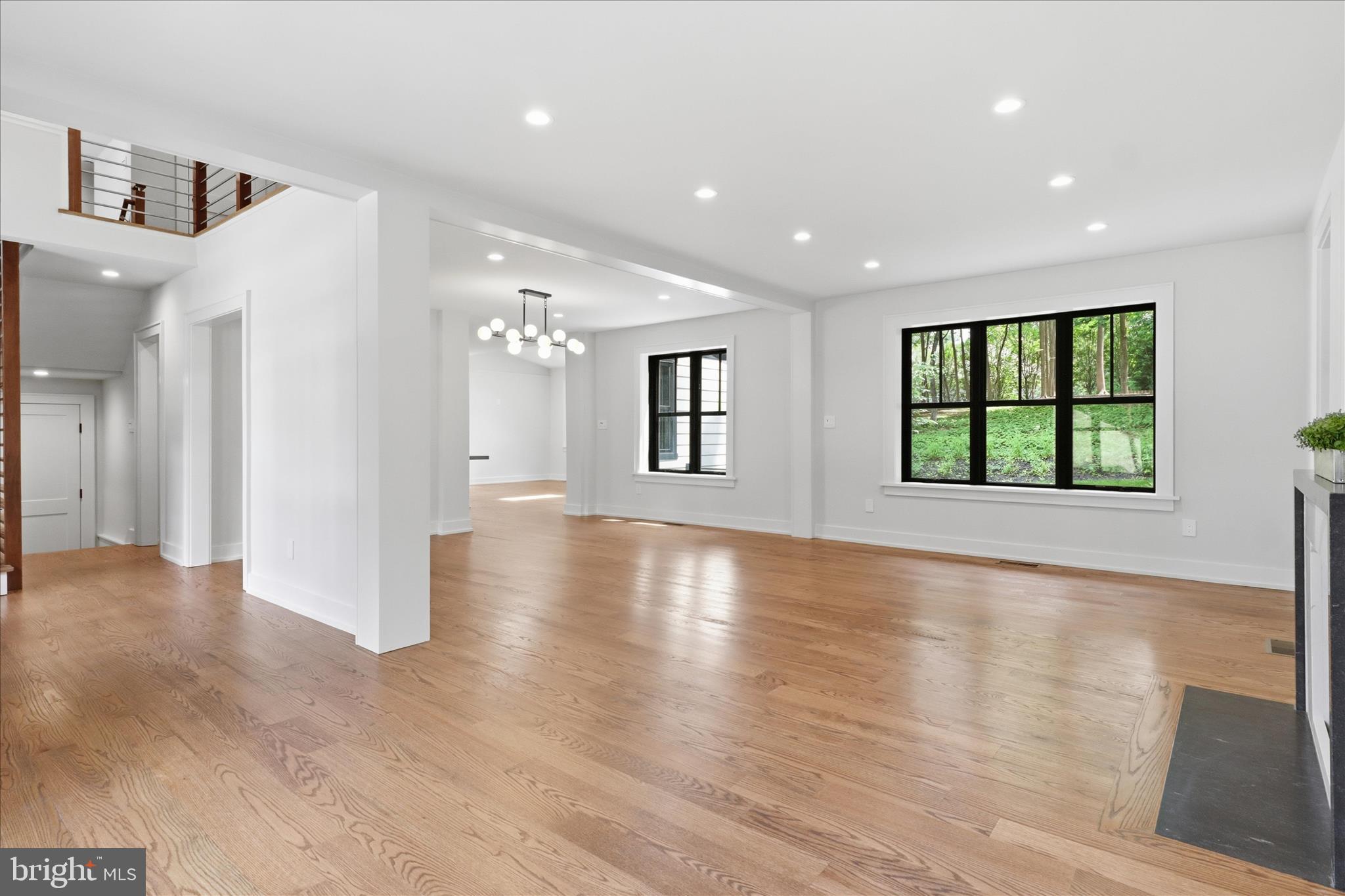 CHESTERBROOK WOODS - Residential