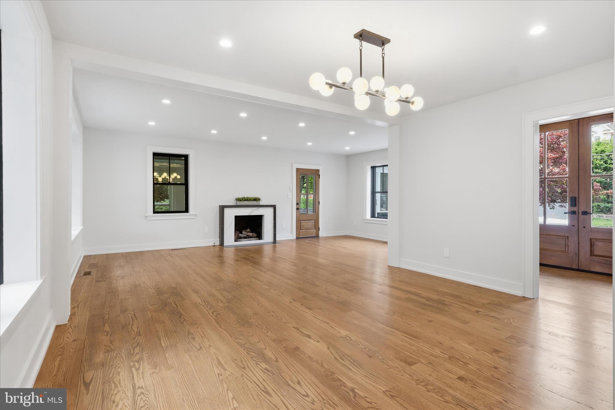 CHESTERBROOK WOODS - Residential