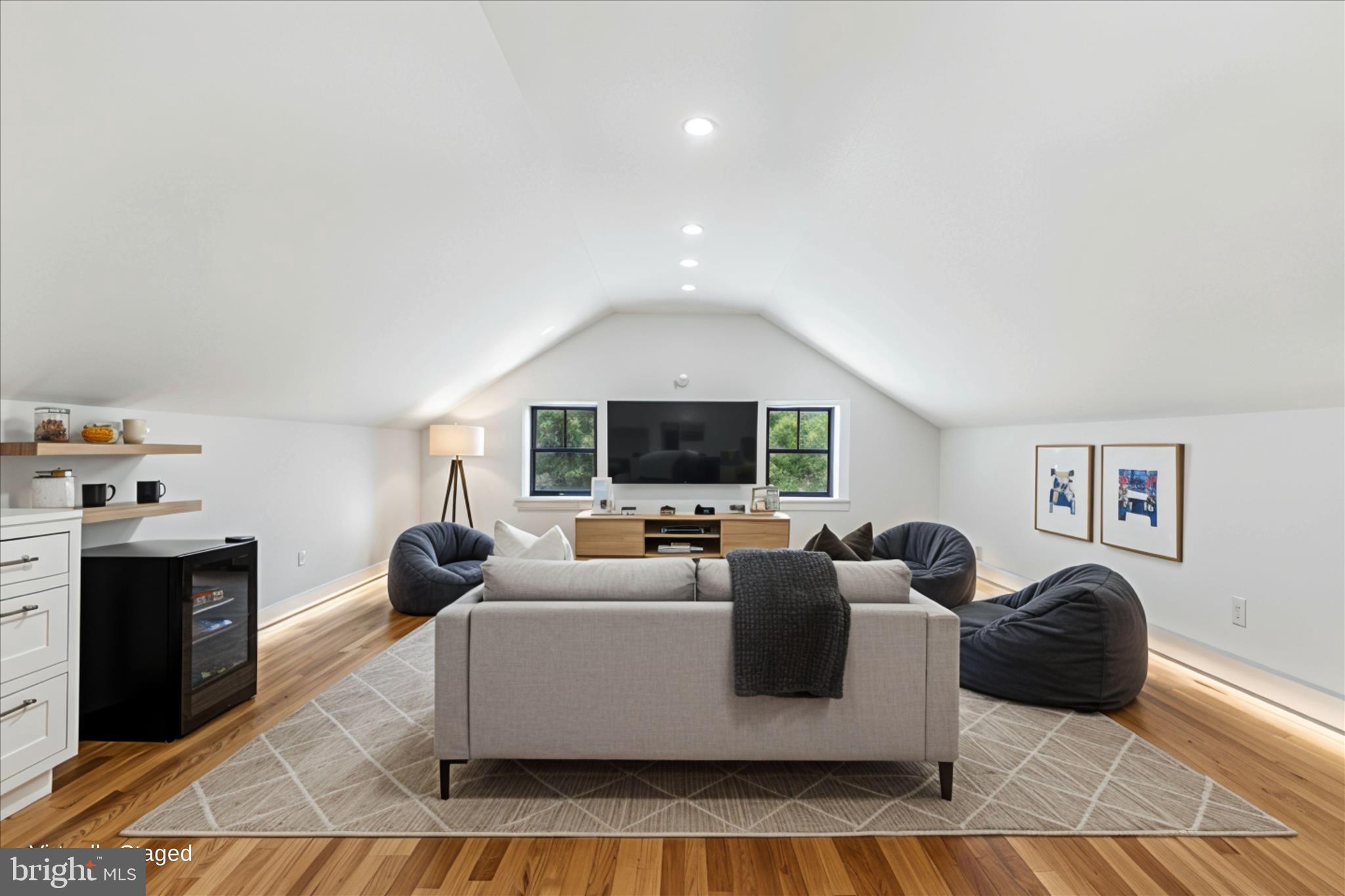 CHESTERBROOK WOODS - Residential