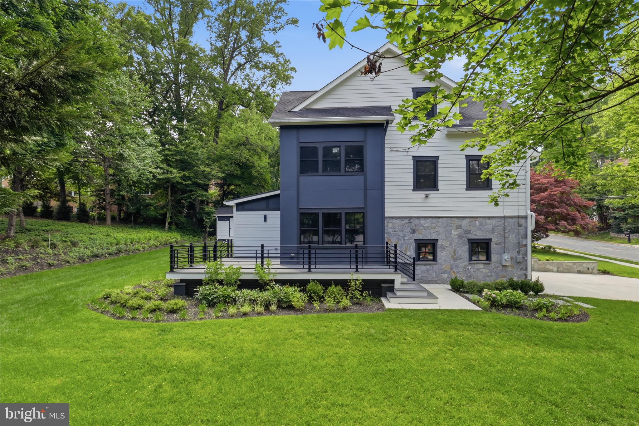 CHESTERBROOK WOODS - Residential