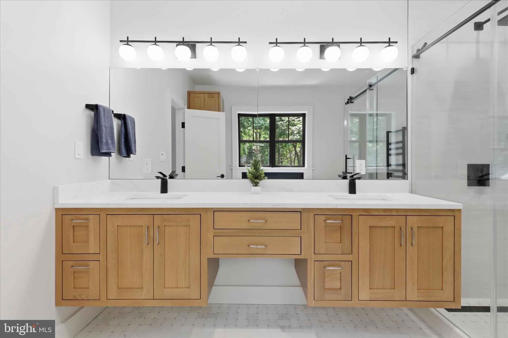 CHESTERBROOK WOODS - Residential