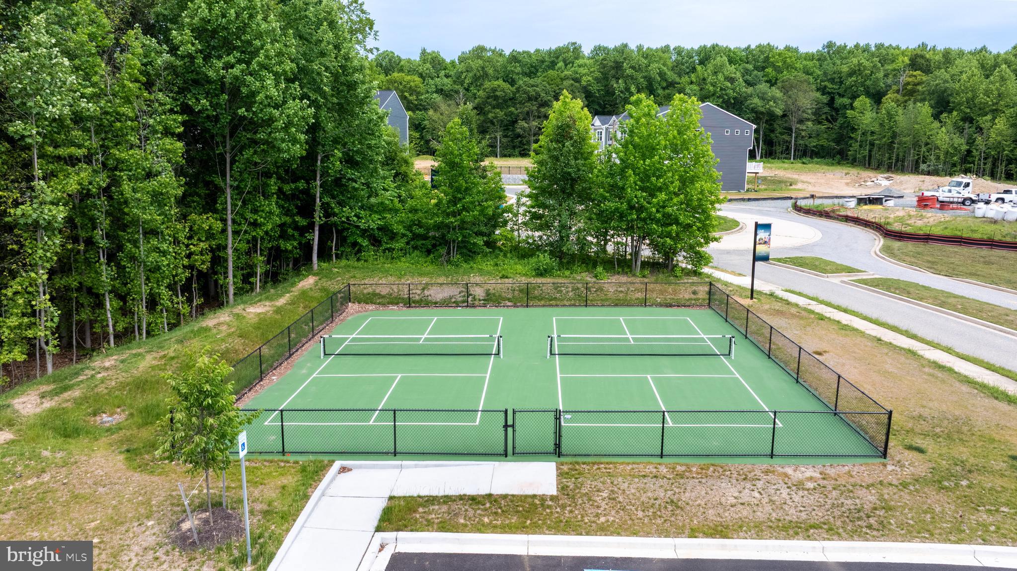 HOLLY OAKS - Residential