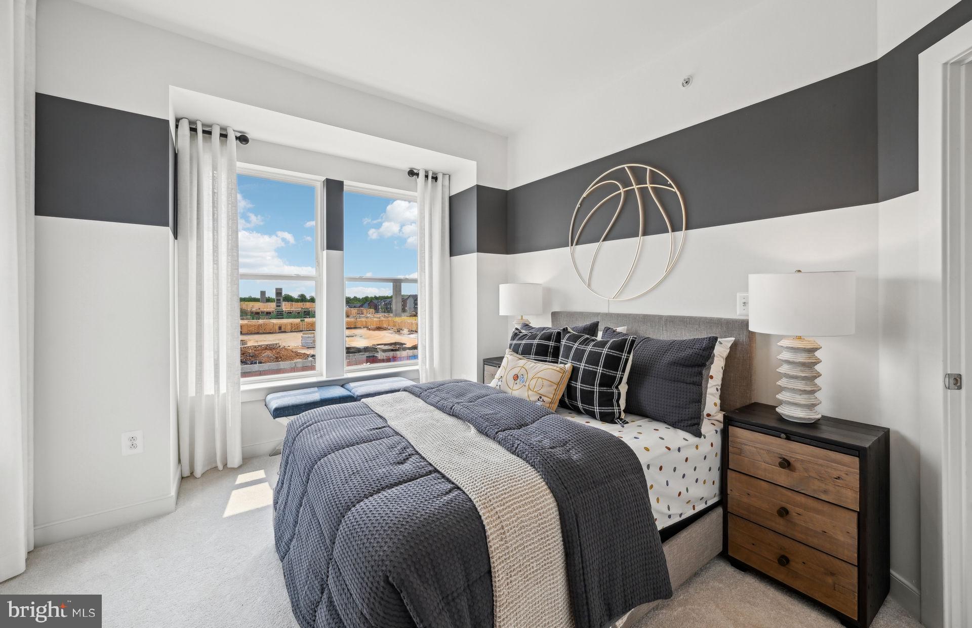 WESTEND AT ARMSTRONG VILLAGE - Residential