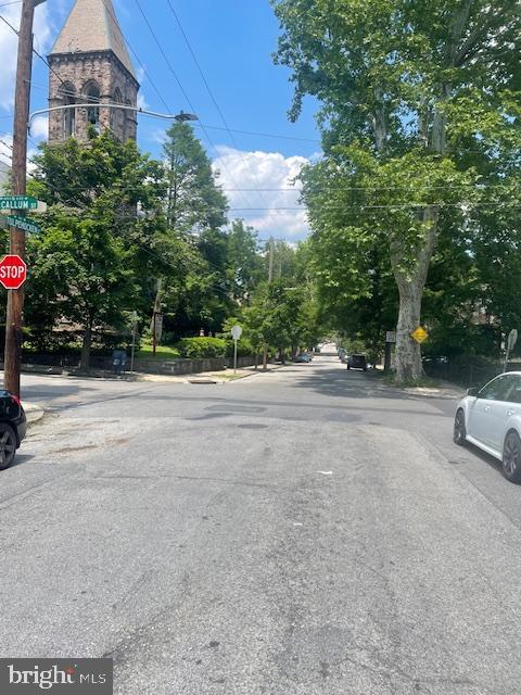 GERMANTOWN (WEST) - Commercial Sale