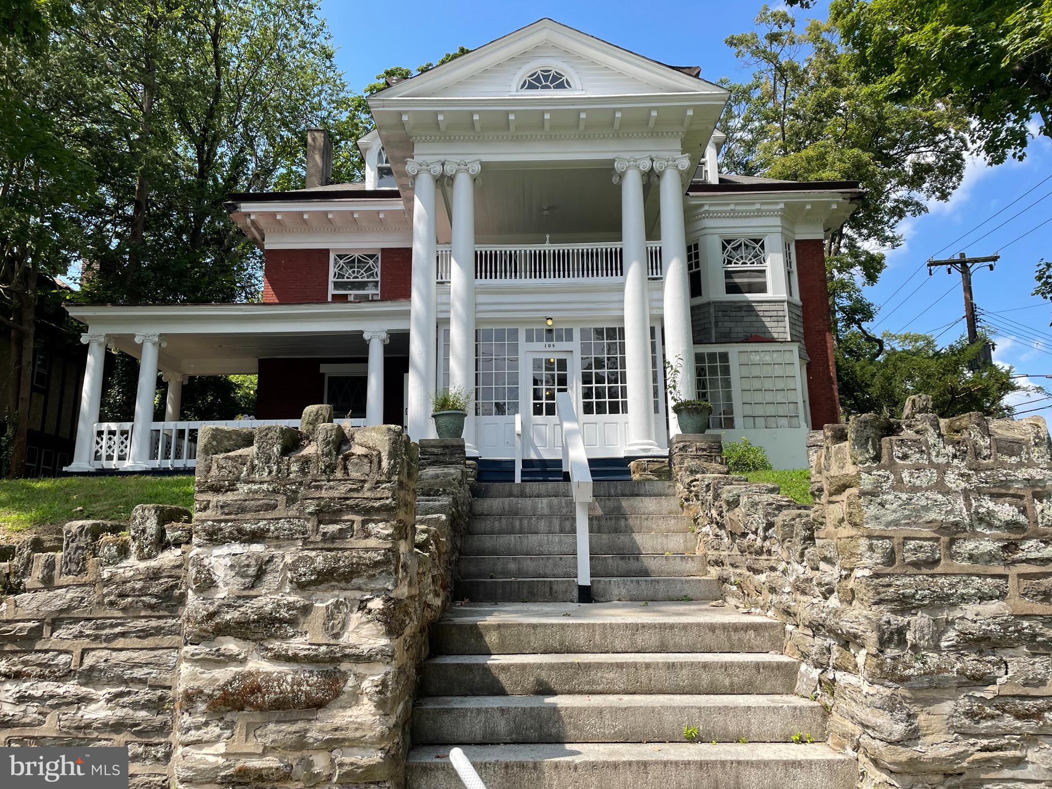 GERMANTOWN (WEST) - Commercial Sale