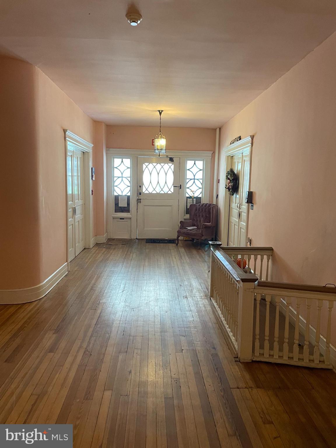 GERMANTOWN (WEST) - Commercial Sale