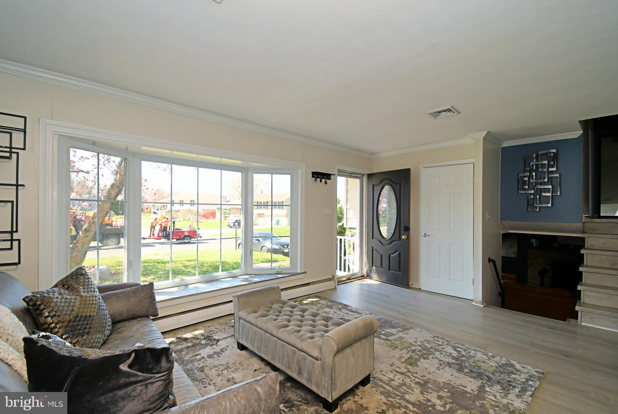 PENNSBURY HGTS - Residential