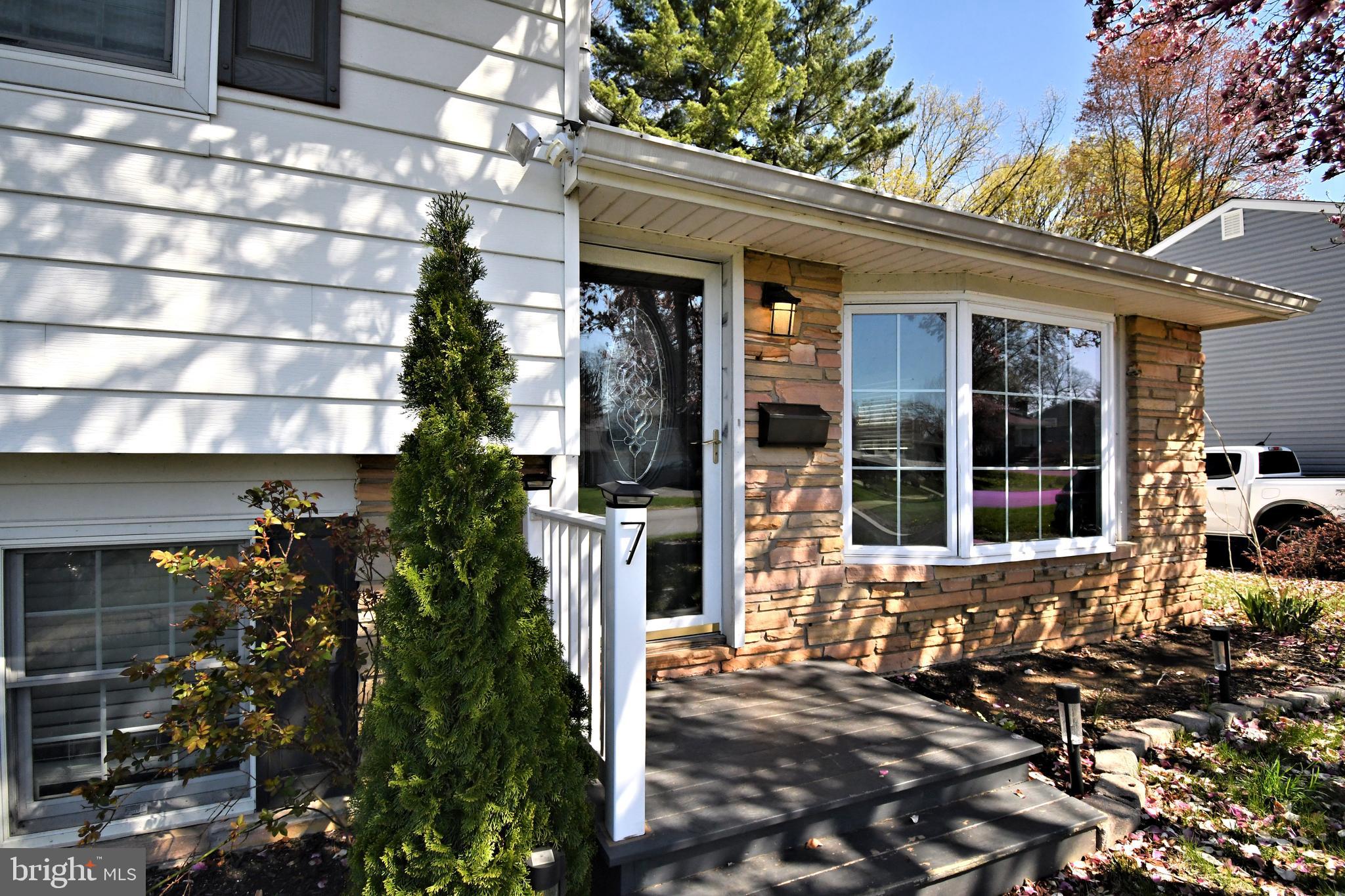 PENNSBURY HGTS - Residential