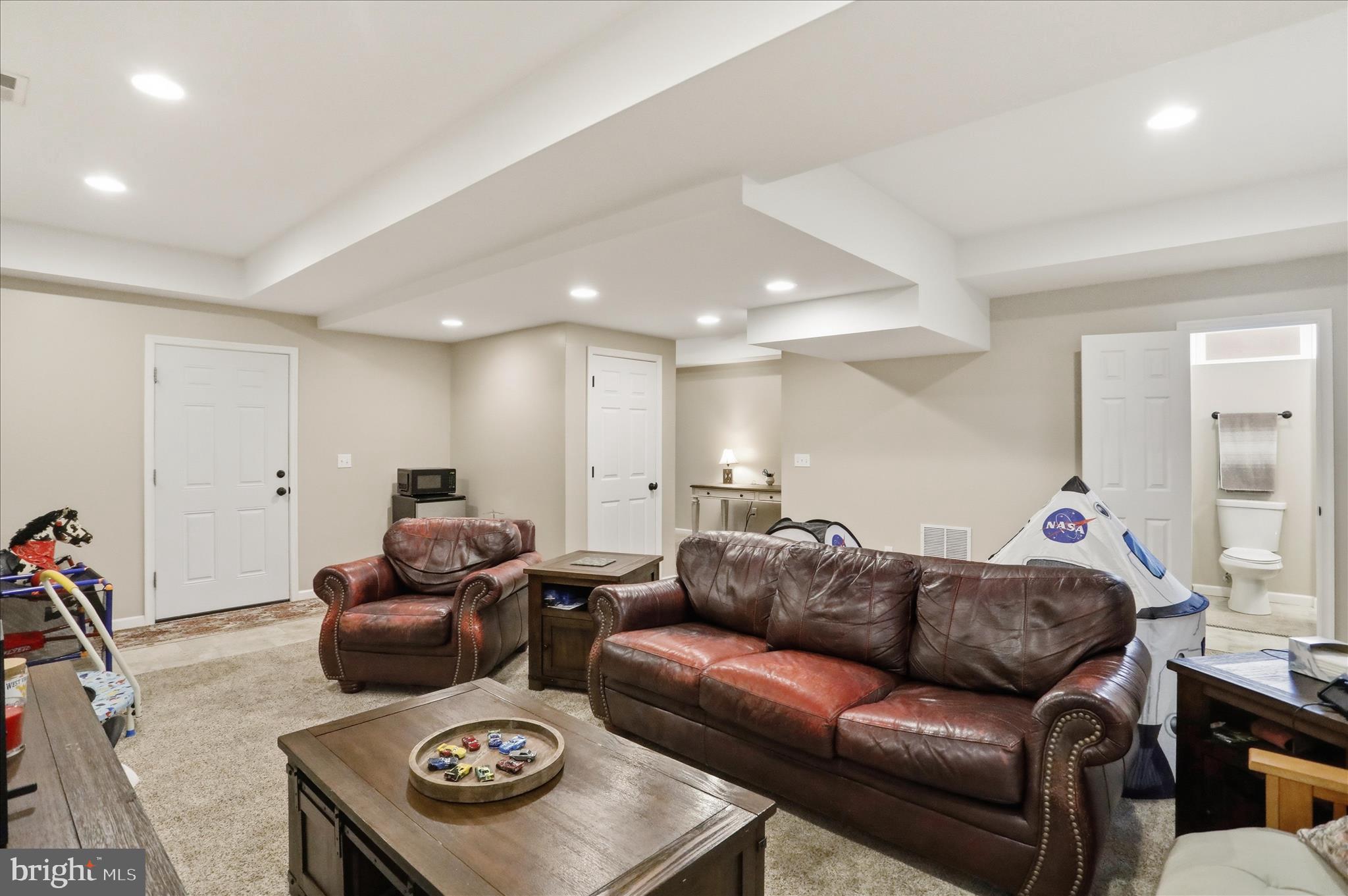 HARVEST HILLS - Residential