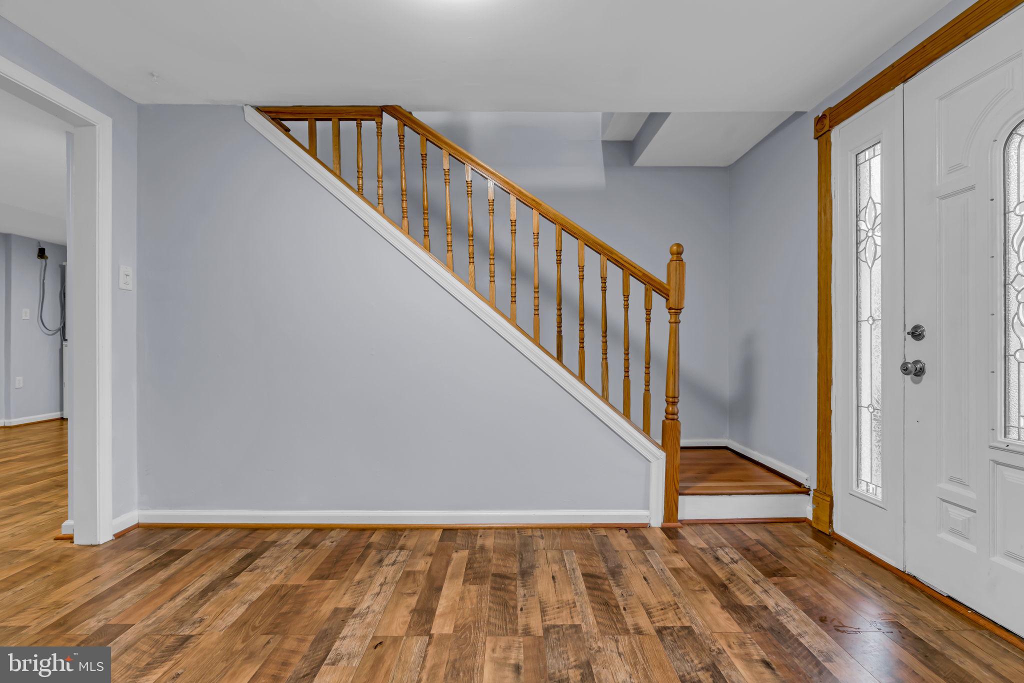 VIENNA WOODS - Residential Lease