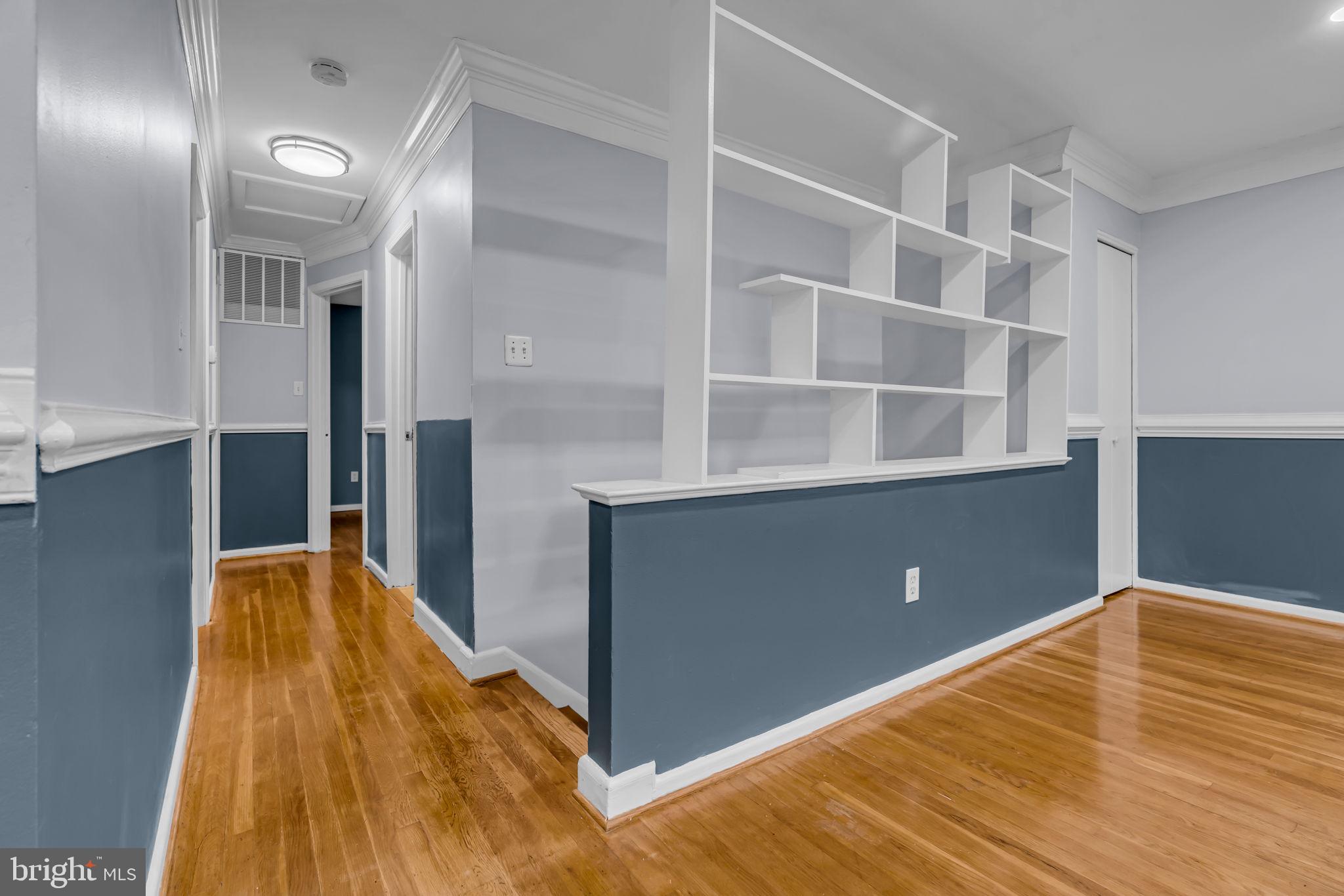VIENNA WOODS - Residential Lease