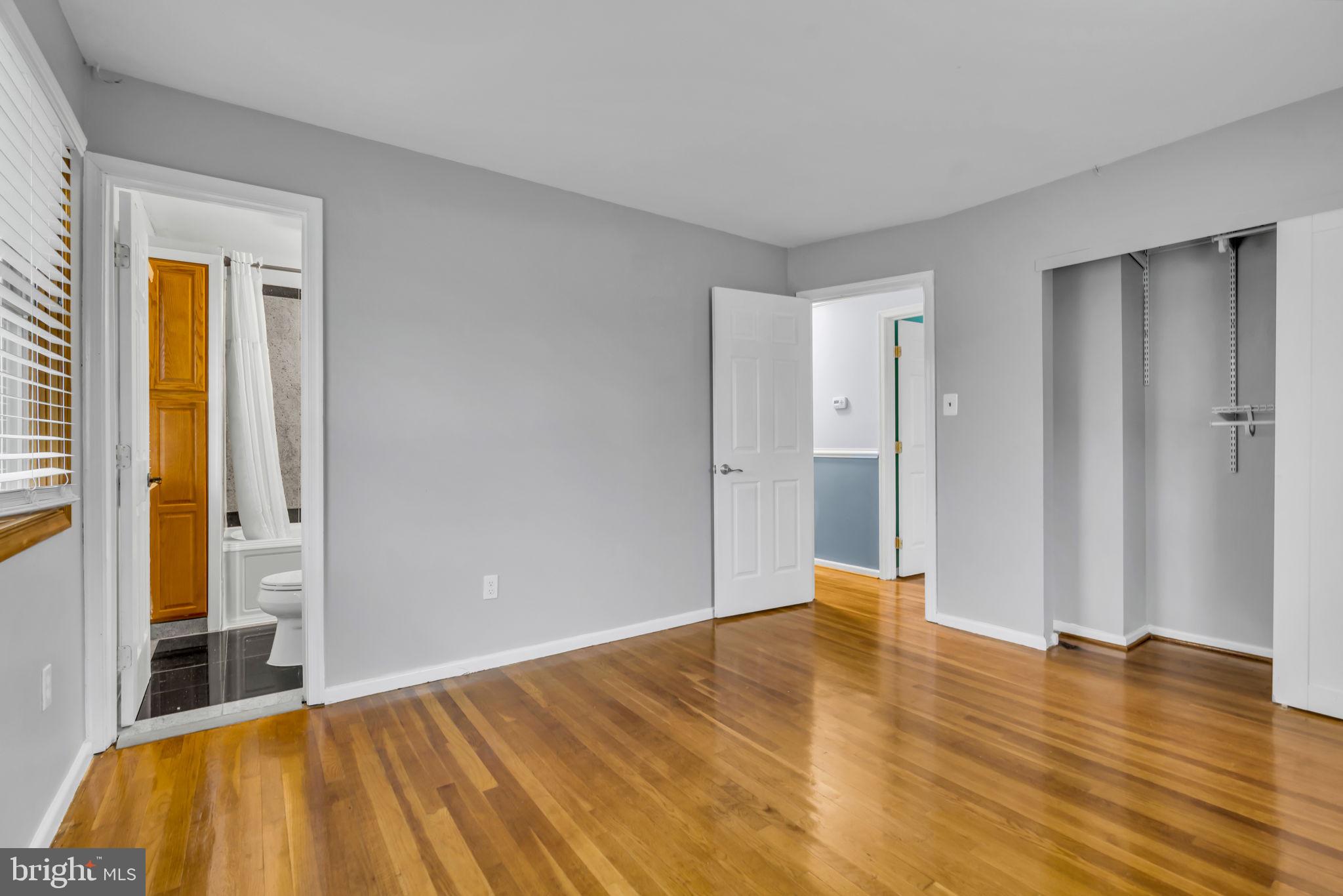 VIENNA WOODS - Residential Lease