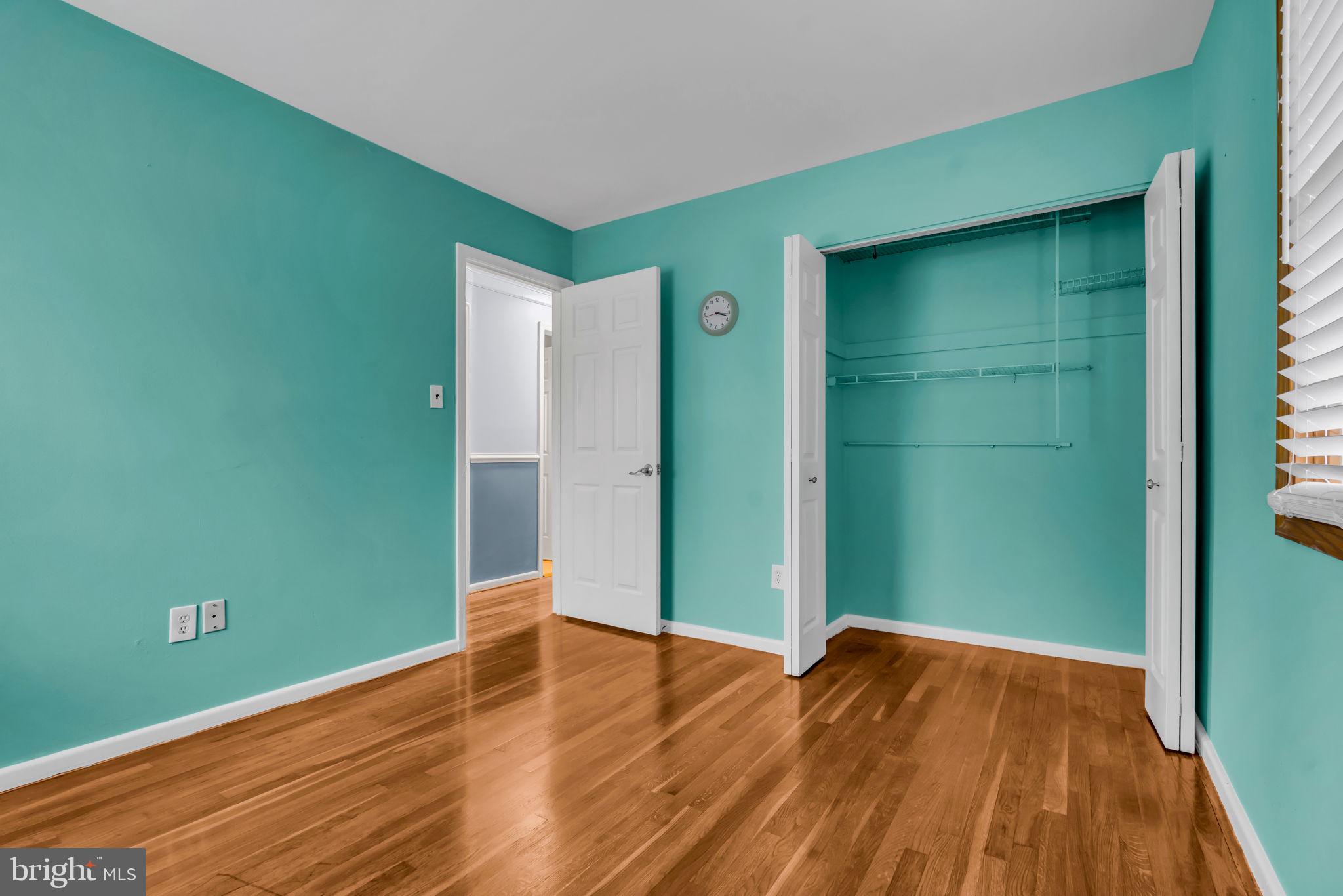 VIENNA WOODS - Residential Lease