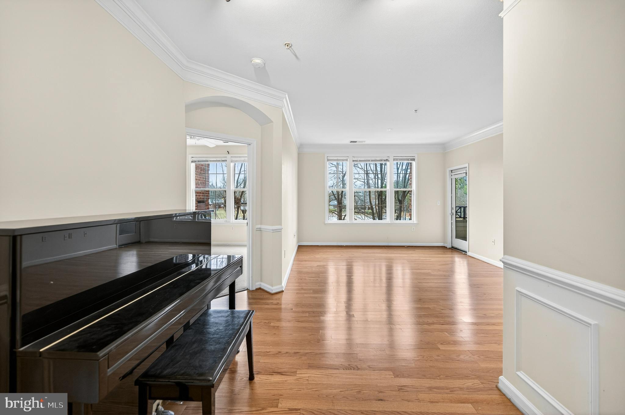THE COLONNADE AT KENTLANDS - Residential