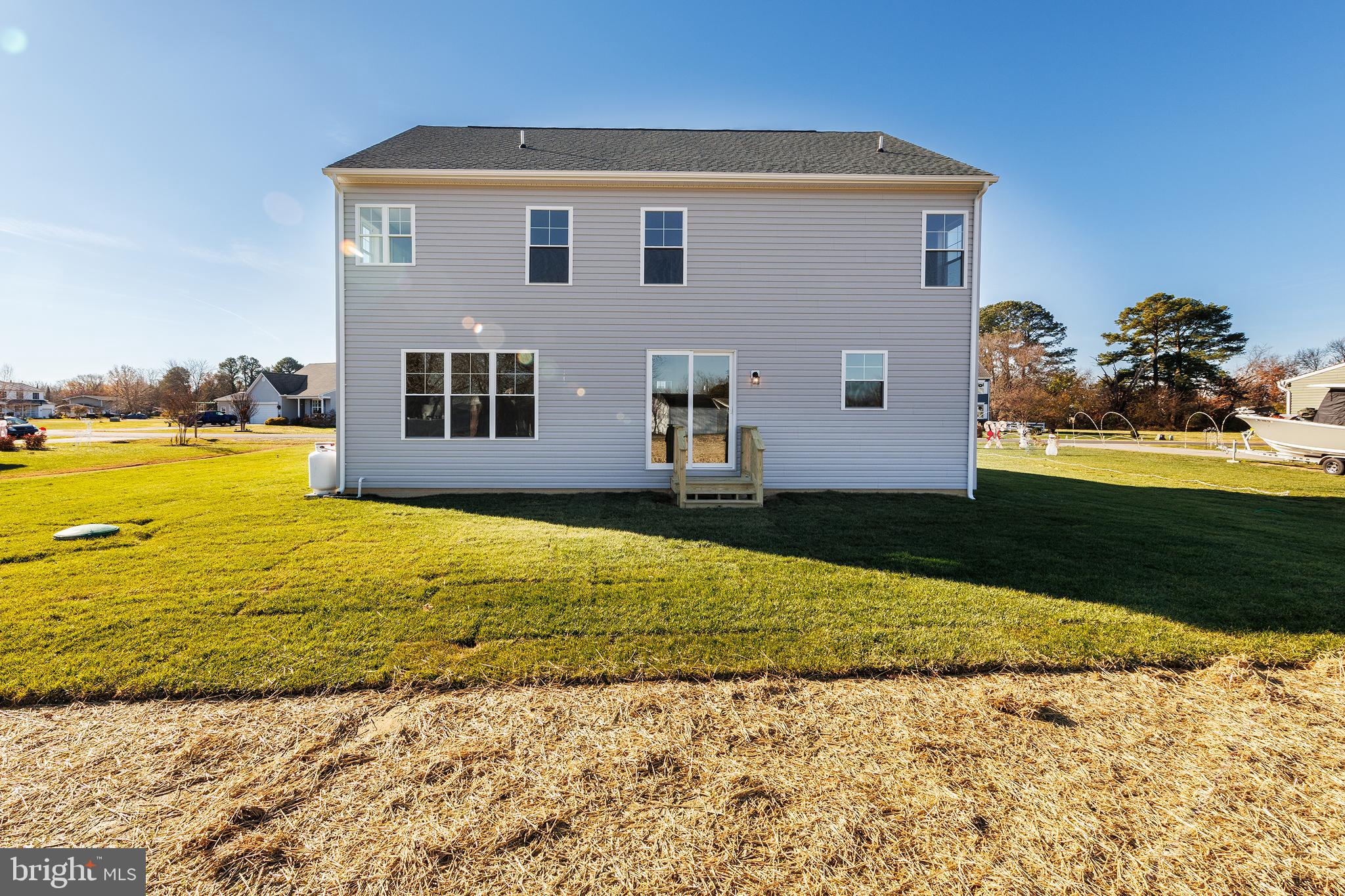 QUEEN ANNE COLONY - Residential