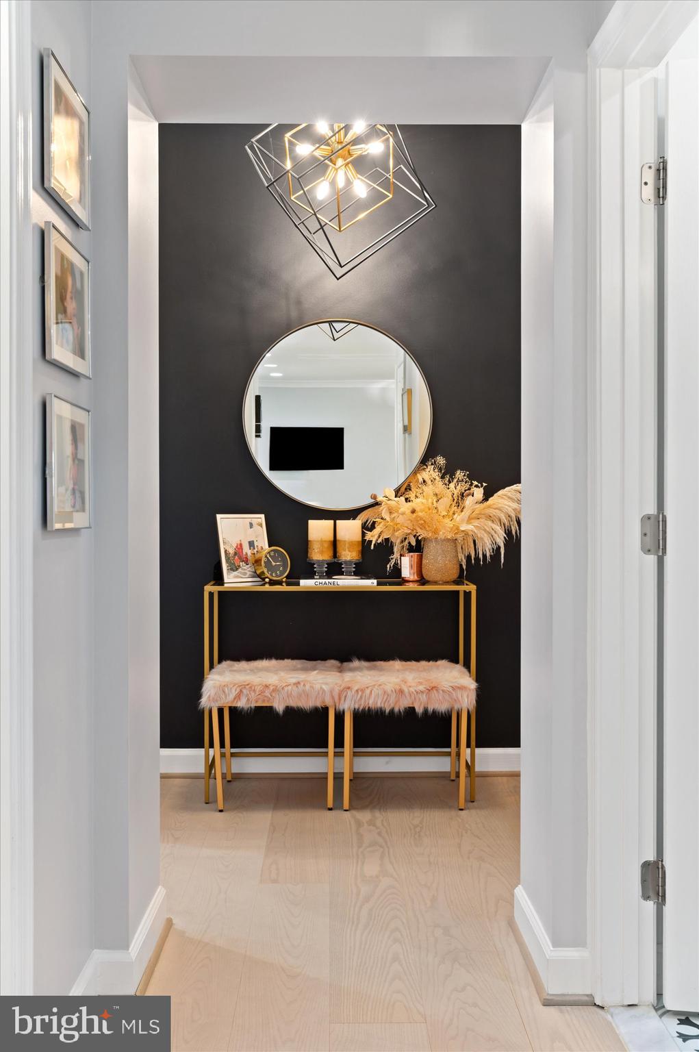 ANNANDALE - Residential